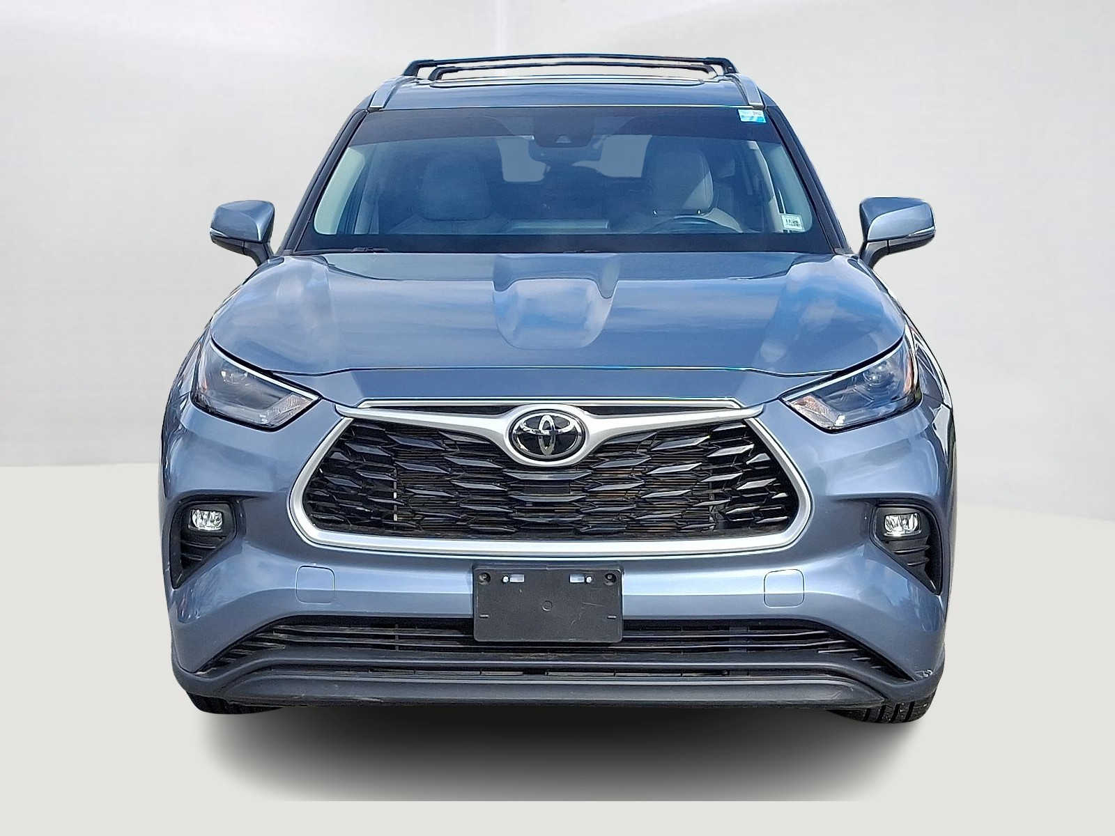 Thumbnail: 2022 Toyota Highlander - 3