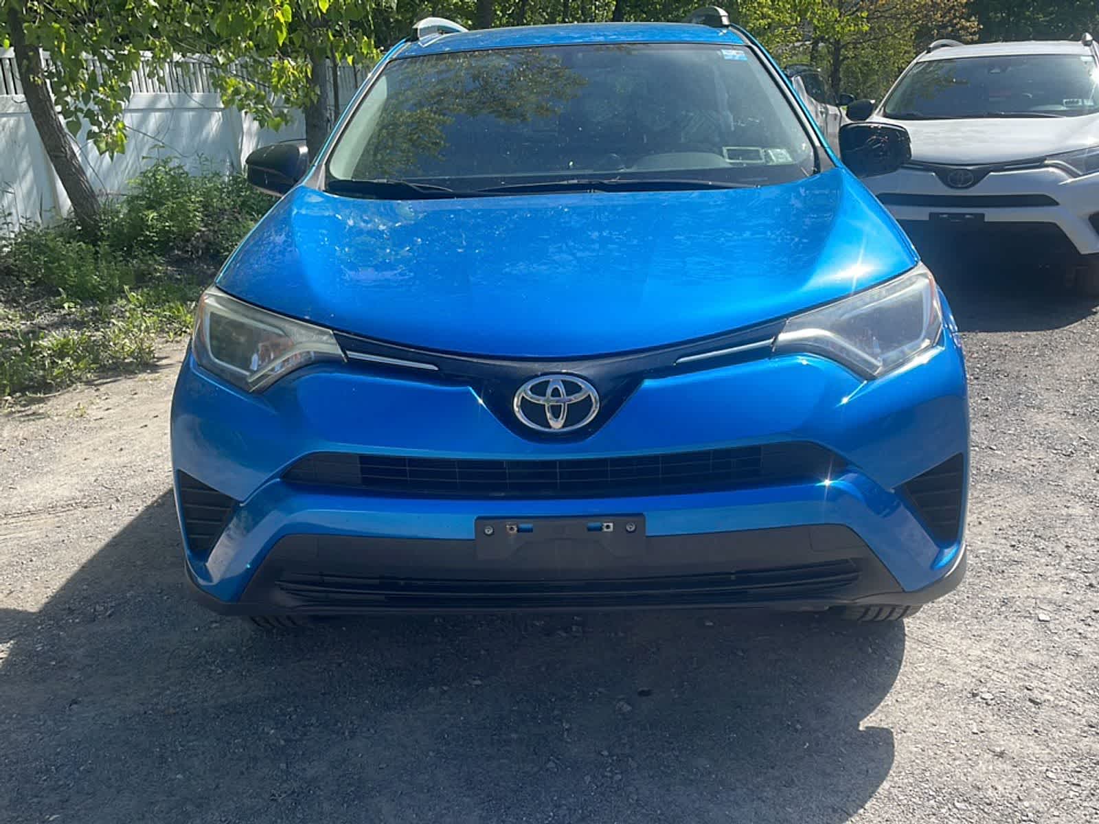 Thumbnail: 2016 Toyota RAV4 - 12