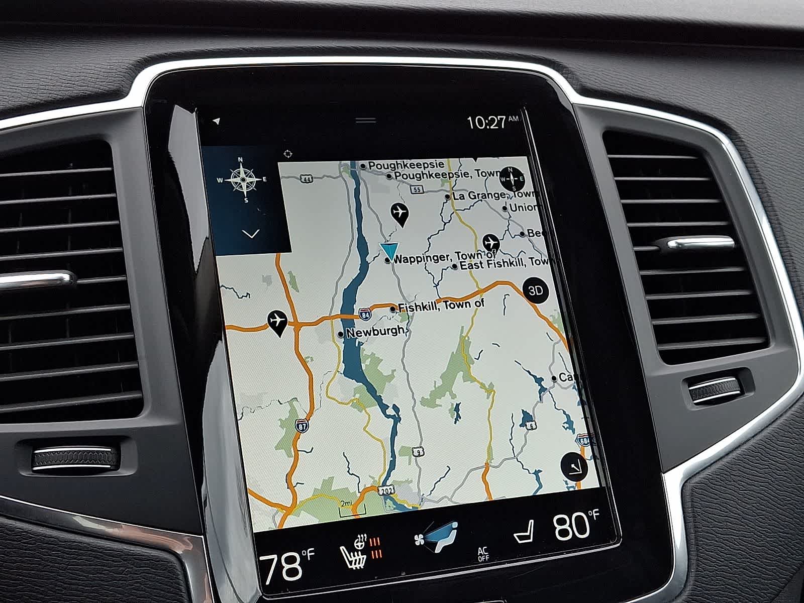 Thumbnail: 2022 Volvo XC90 - 17