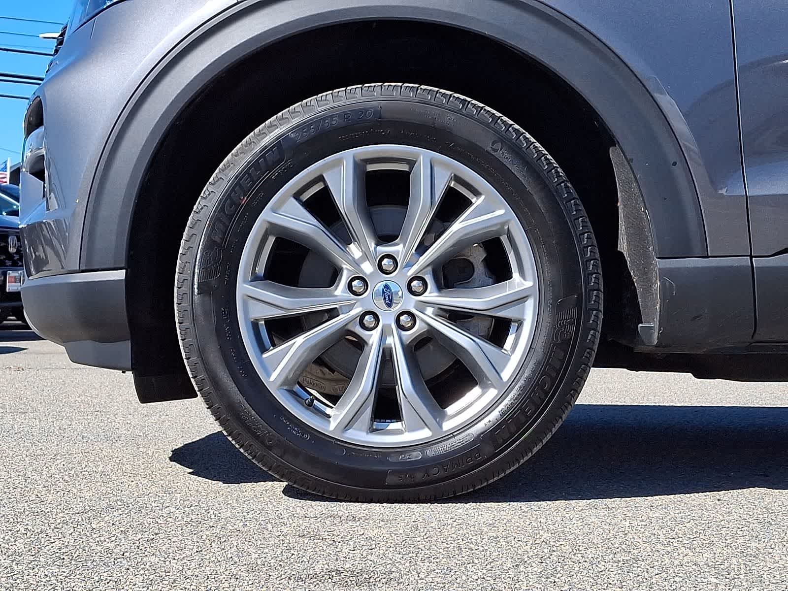 Thumbnail: 2023 Ford Explorer - 9