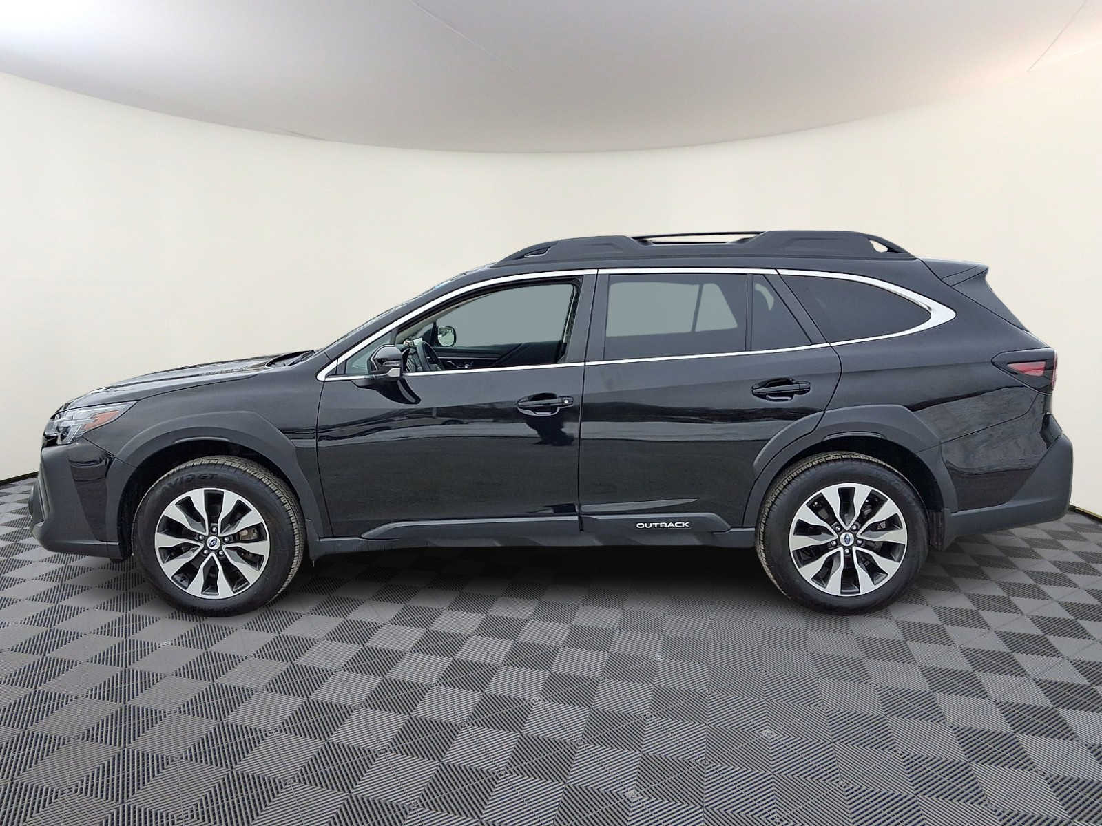 Thumbnail: 2025 Subaru Outback - 8