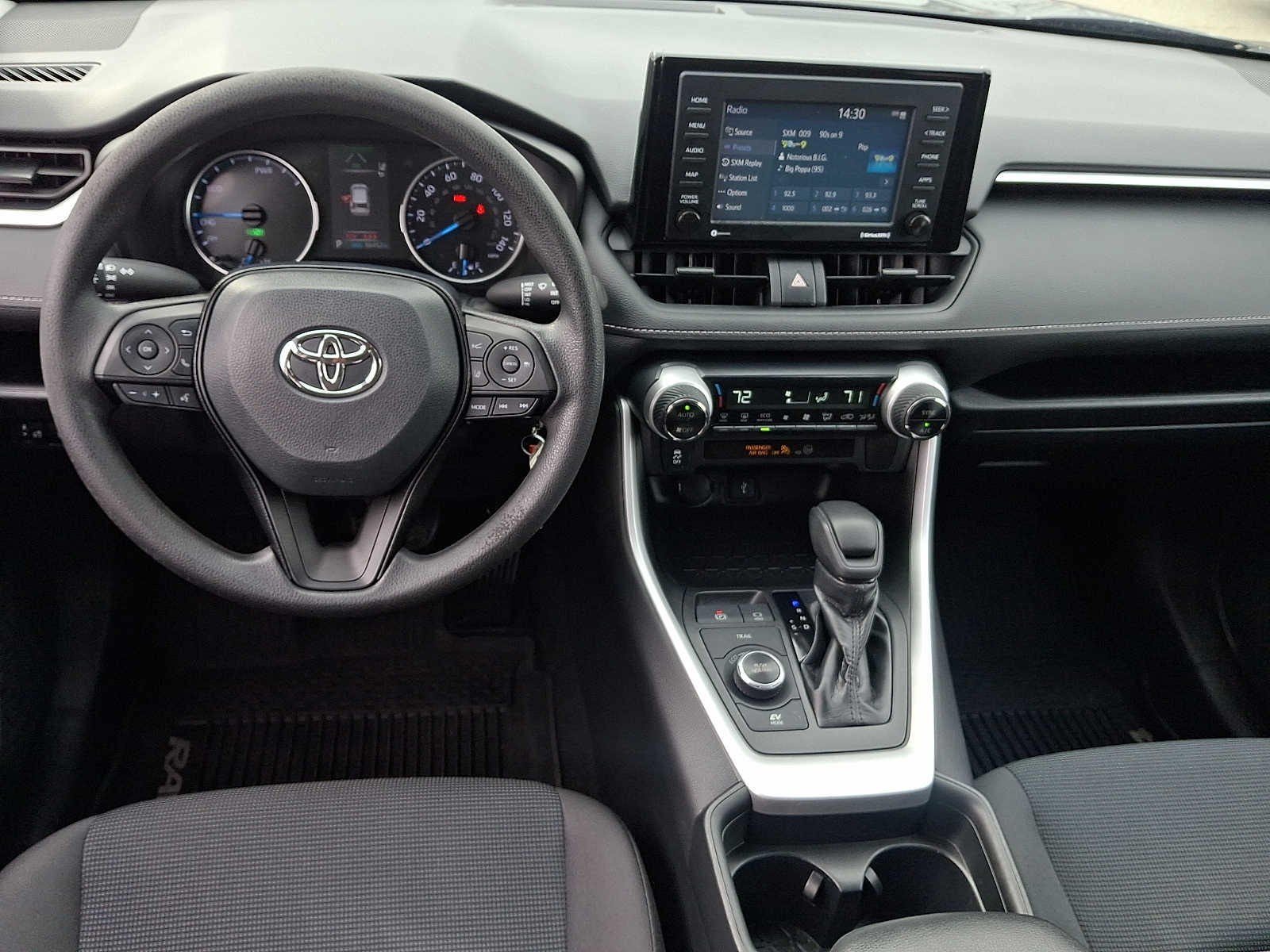 Thumbnail: 2020 Toyota RAV4 - 14