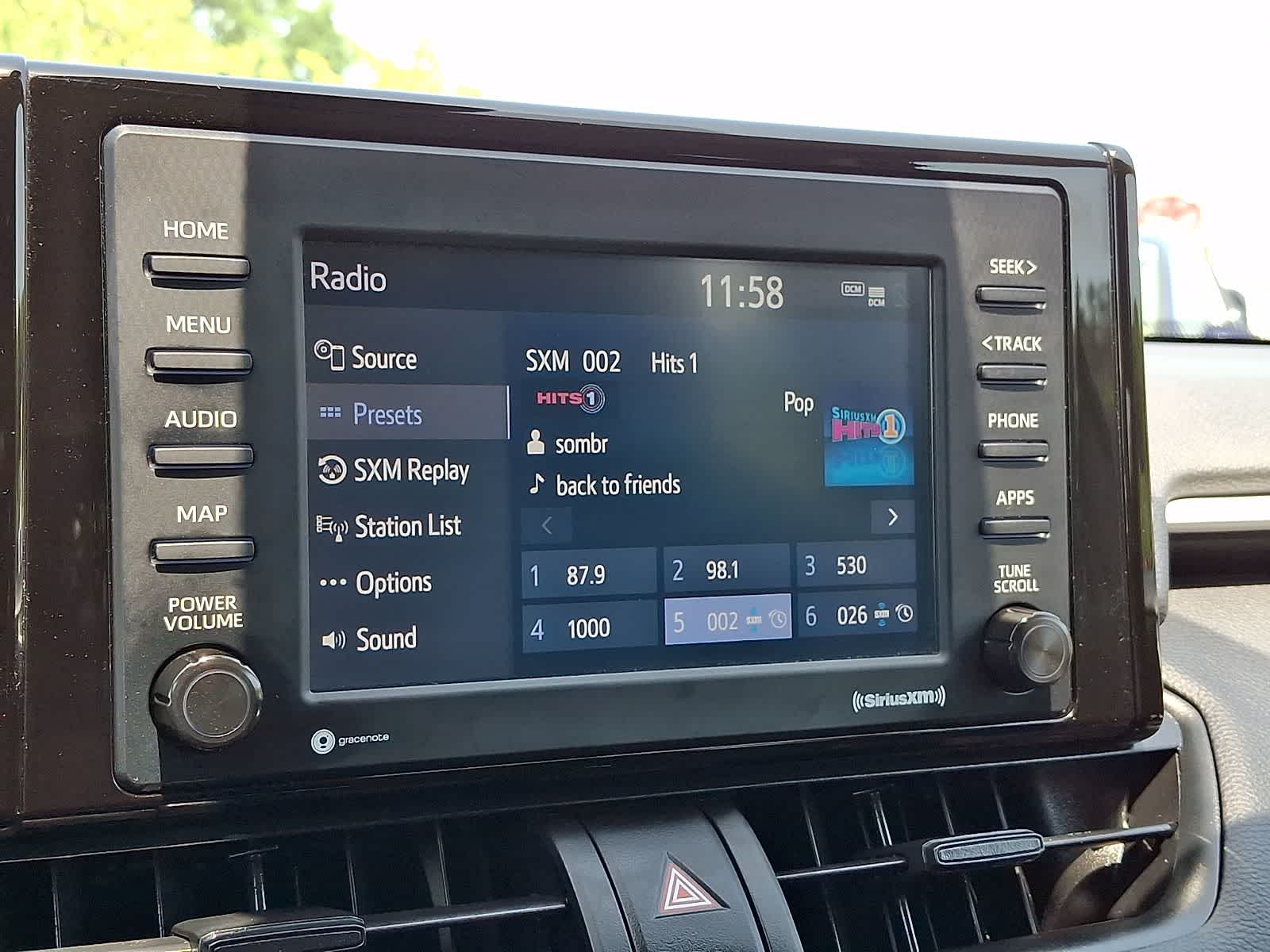 Thumbnail: 2021 Toyota RAV4 - 21