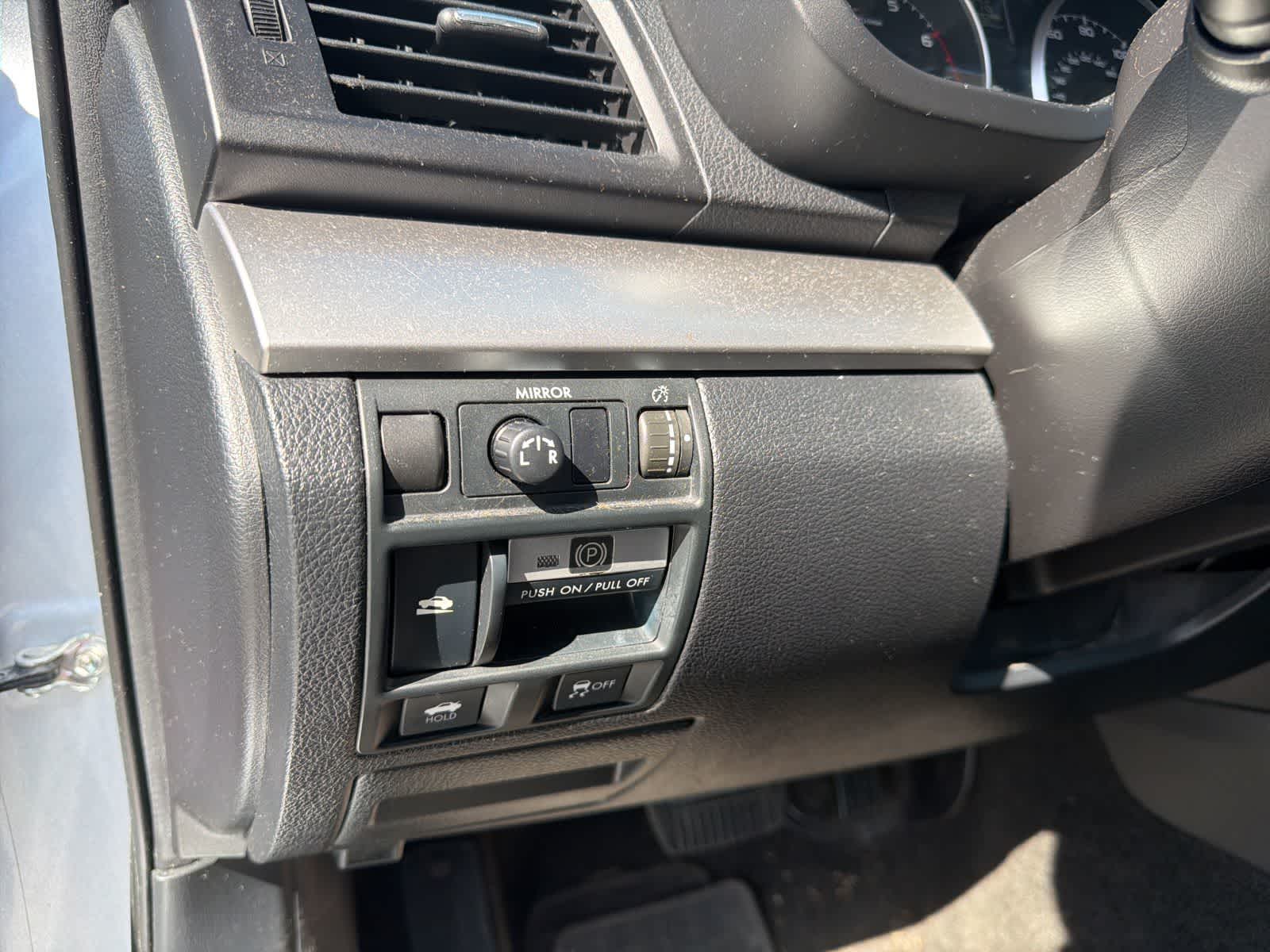 Thumbnail: 2014 Subaru Legacy - 12