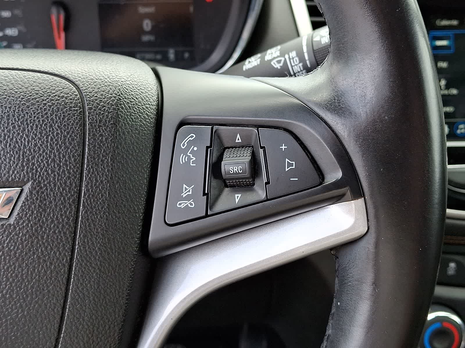 Thumbnail: 2018 Chevrolet Trax - 24