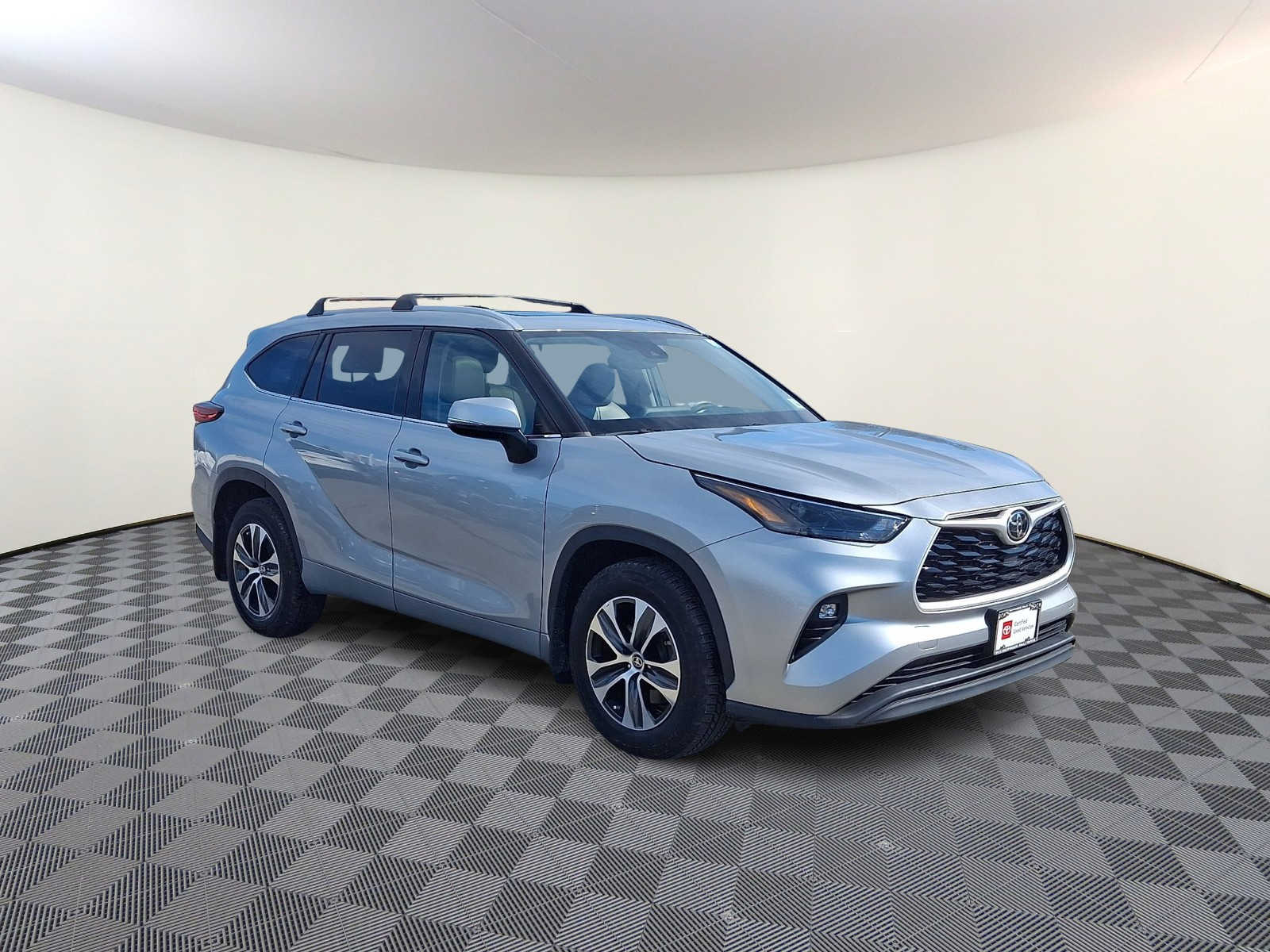 Thumbnail: 2022 Toyota Highlander - 5