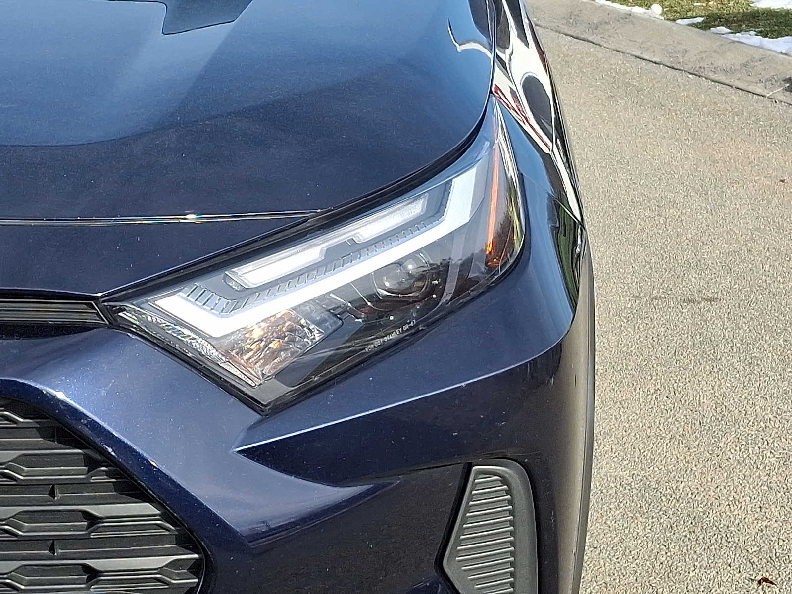 Thumbnail: 2024 Toyota RAV4 - 12