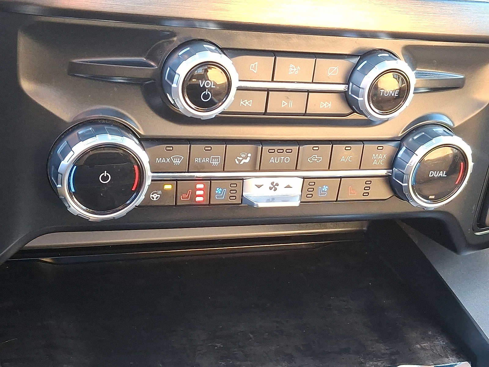 Thumbnail: 2023 Ford F-350 - 18