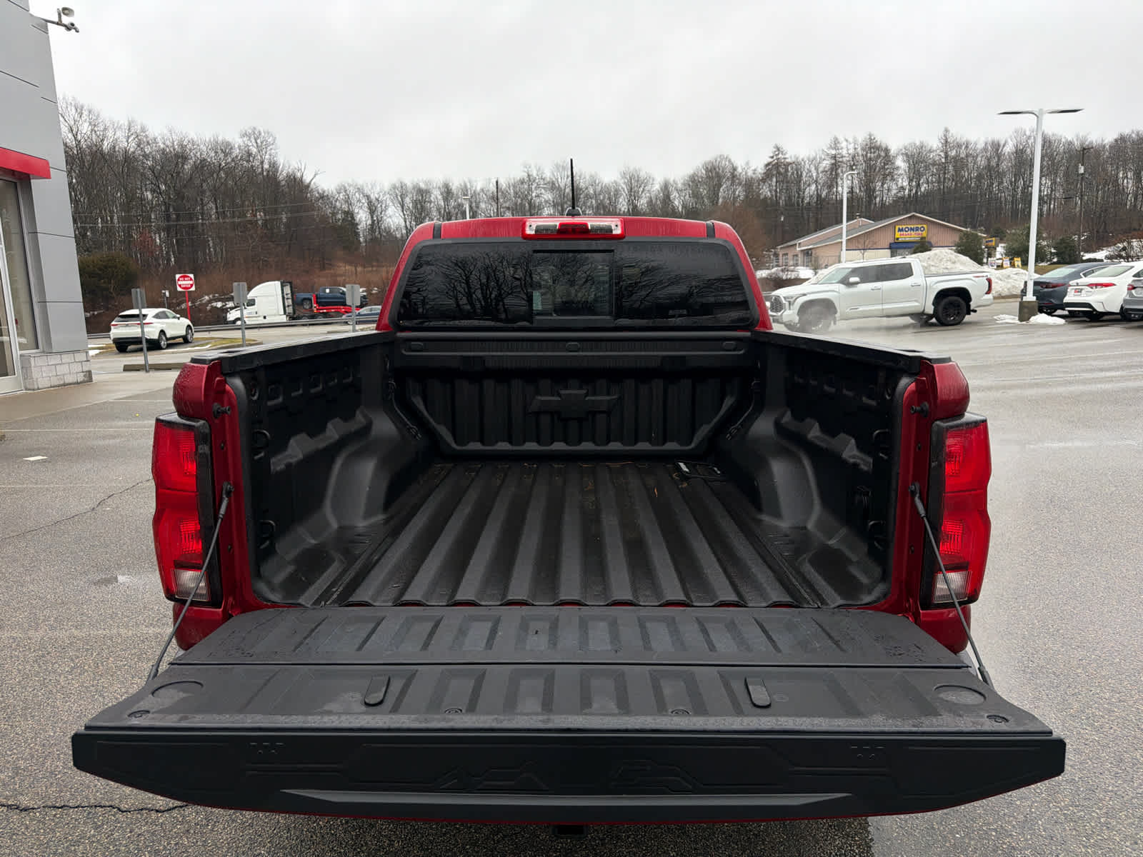 Thumbnail: 2024 Chevrolet Colorado - 40