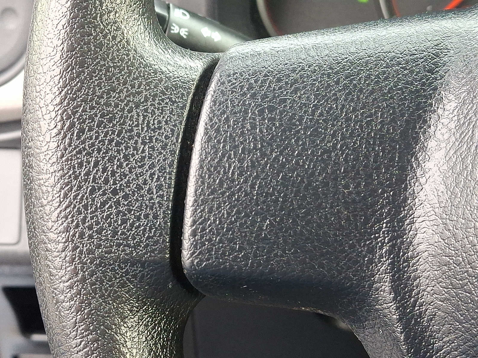 Thumbnail: 2014 Toyota Yaris - 21