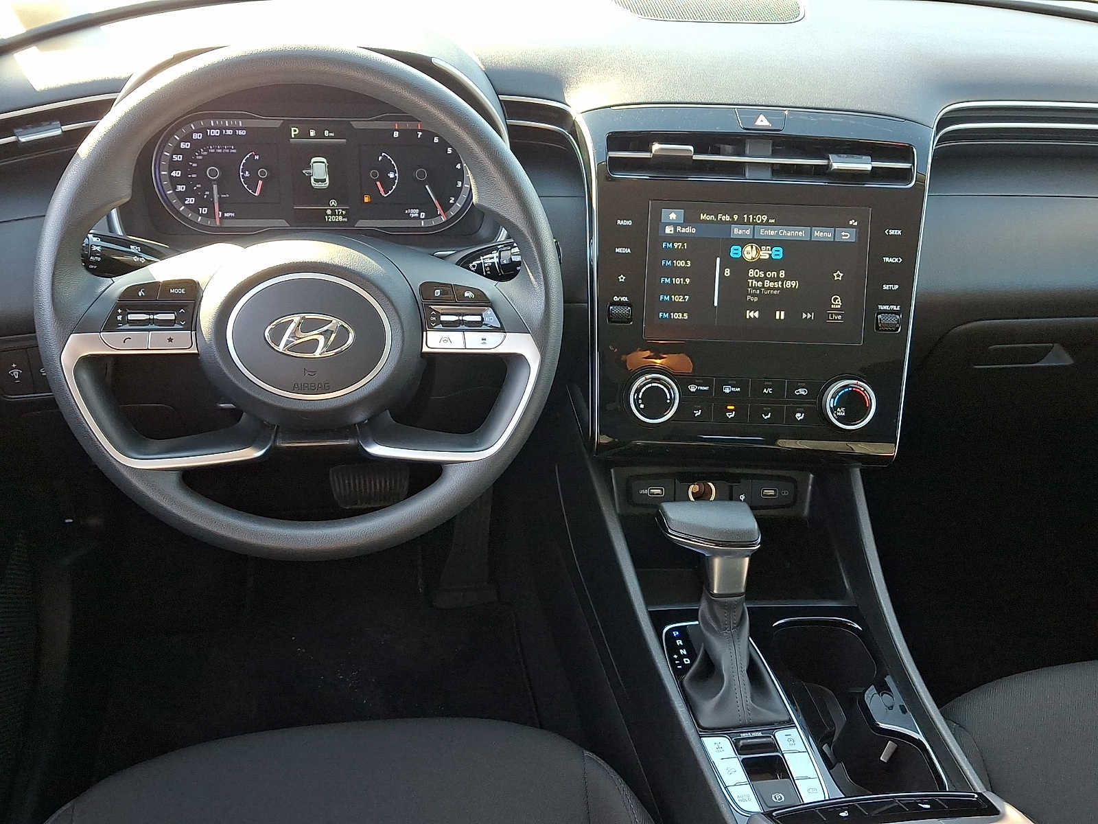 Thumbnail: 2023 Hyundai Tucson - 12