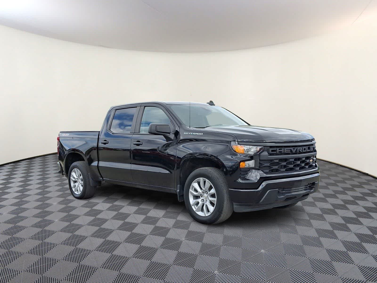 Thumbnail: 2023 Chevrolet Silverado 1500 - 4