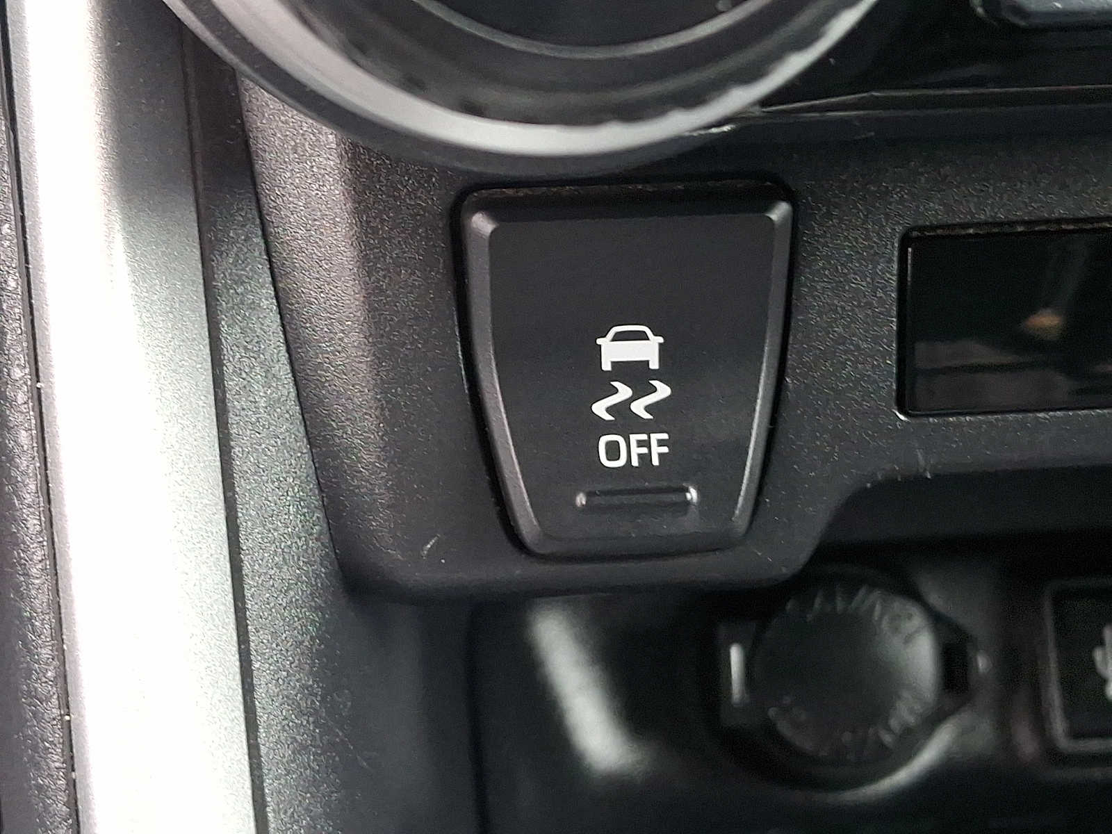 Thumbnail: 2024 Toyota RAV4 - 26