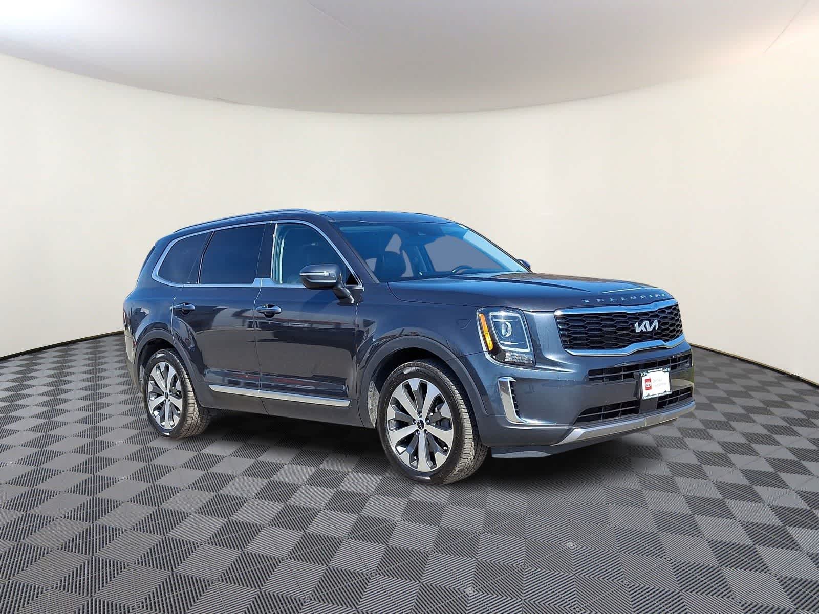 Thumbnail: 2022 Kia Telluride - 4