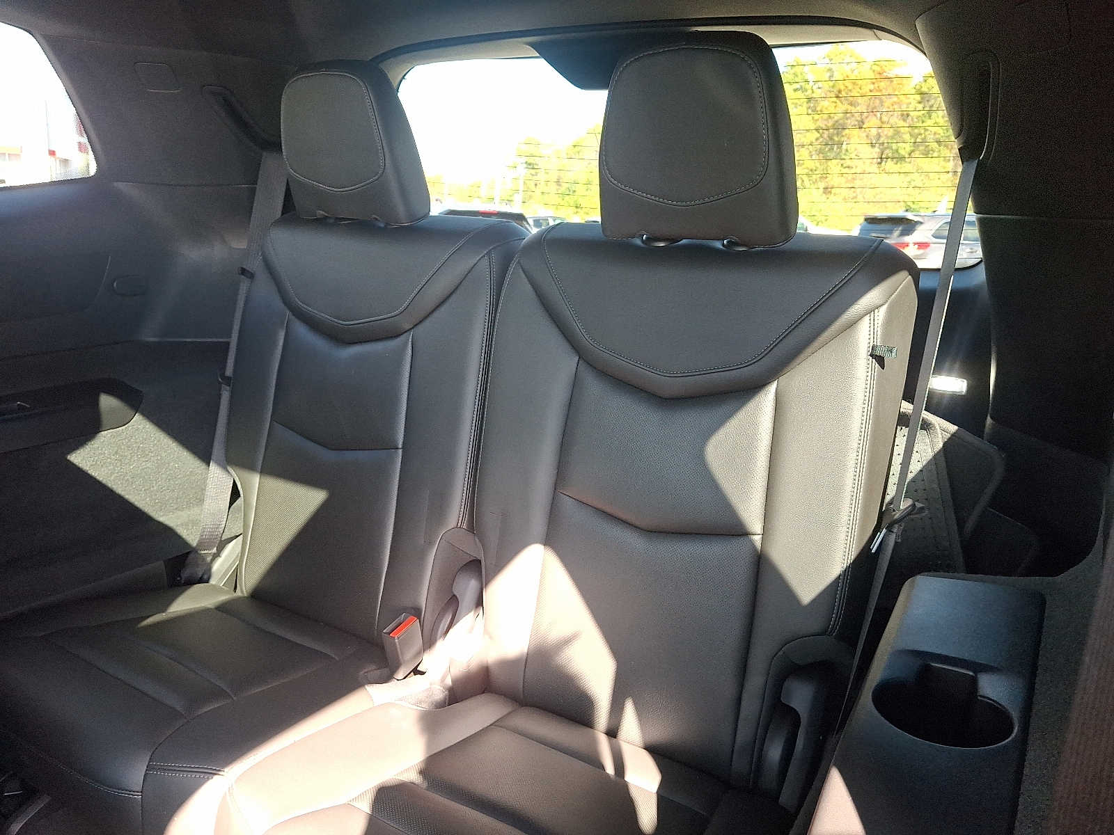 Thumbnail: 2020 Cadillac XT6 - 12