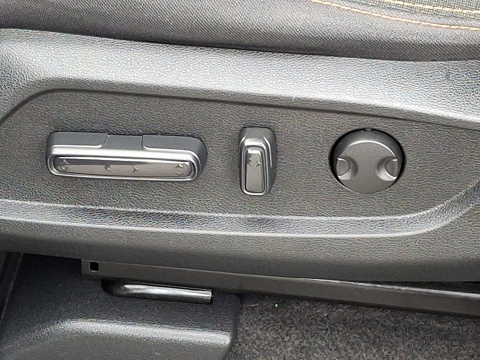 Thumbnail: 2023 Honda Pilot - 27