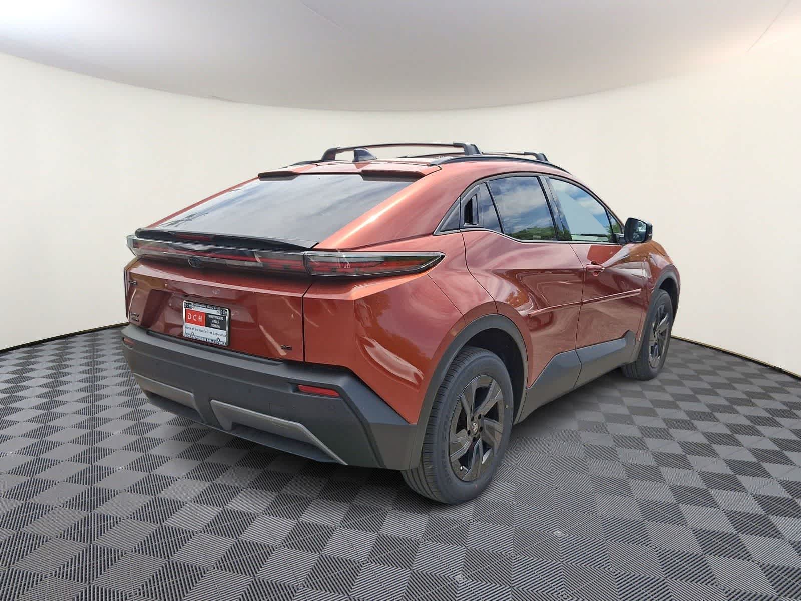 Thumbnail: 2026 Toyota C-HR - 4
