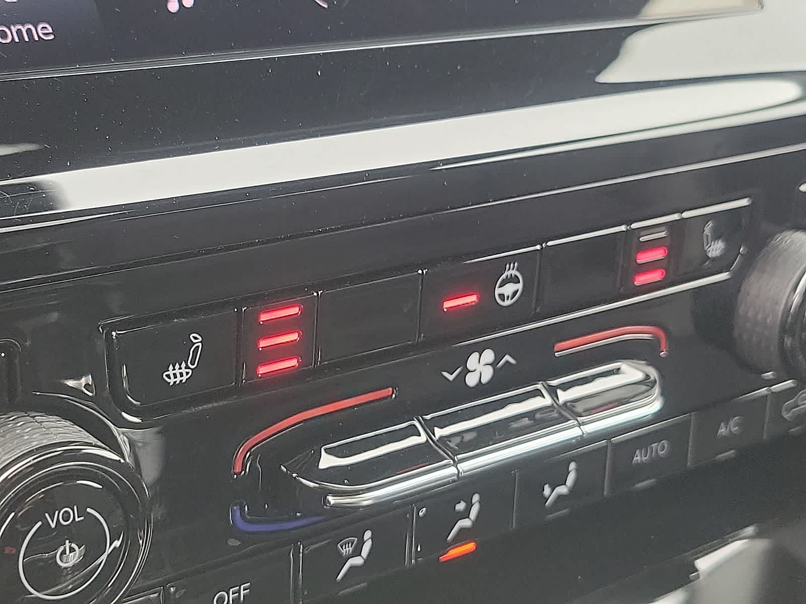 Thumbnail: 2025 Jeep Grand Cherokee - 26