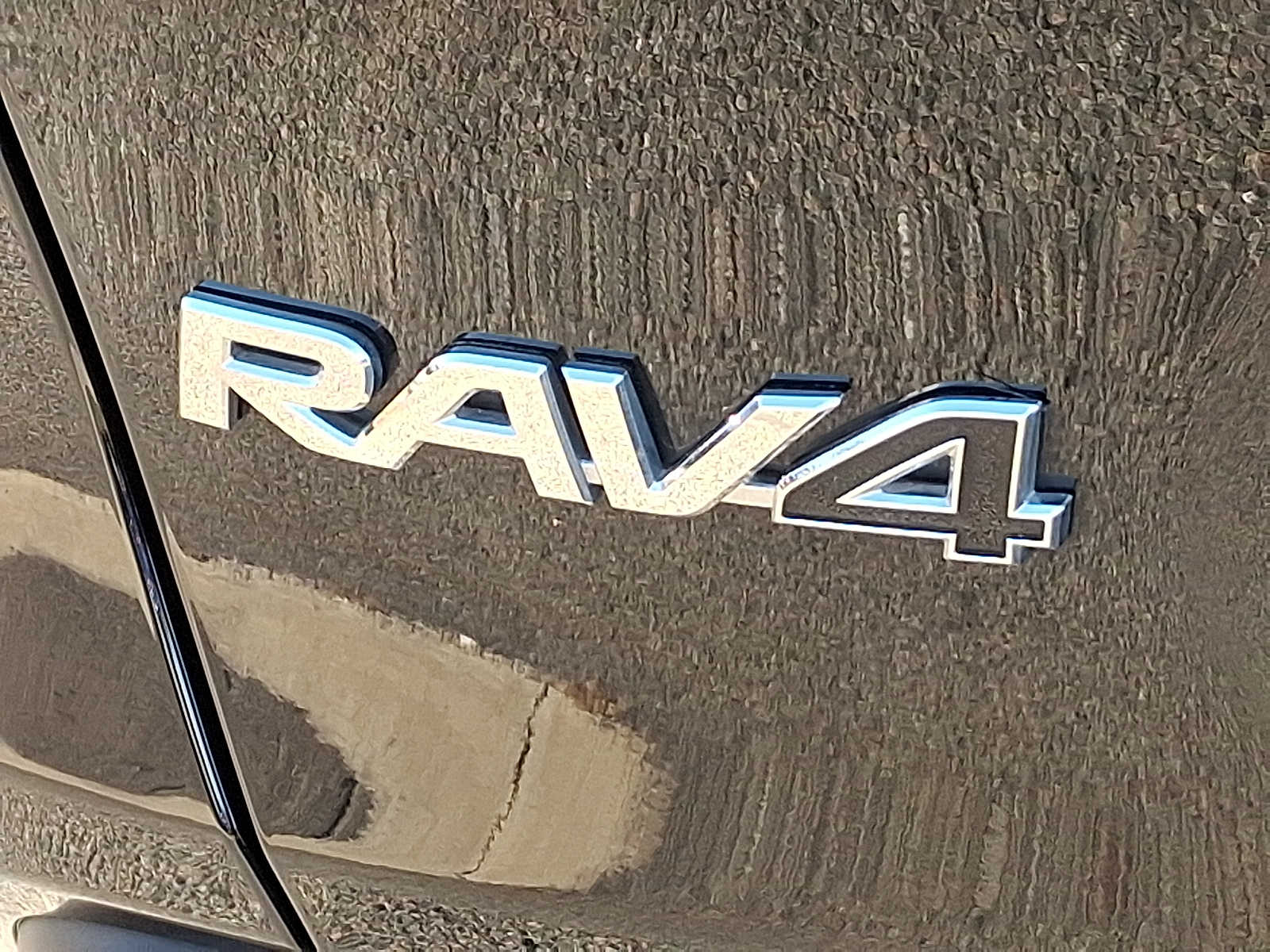 Thumbnail: 2025 Toyota RAV4 - 32