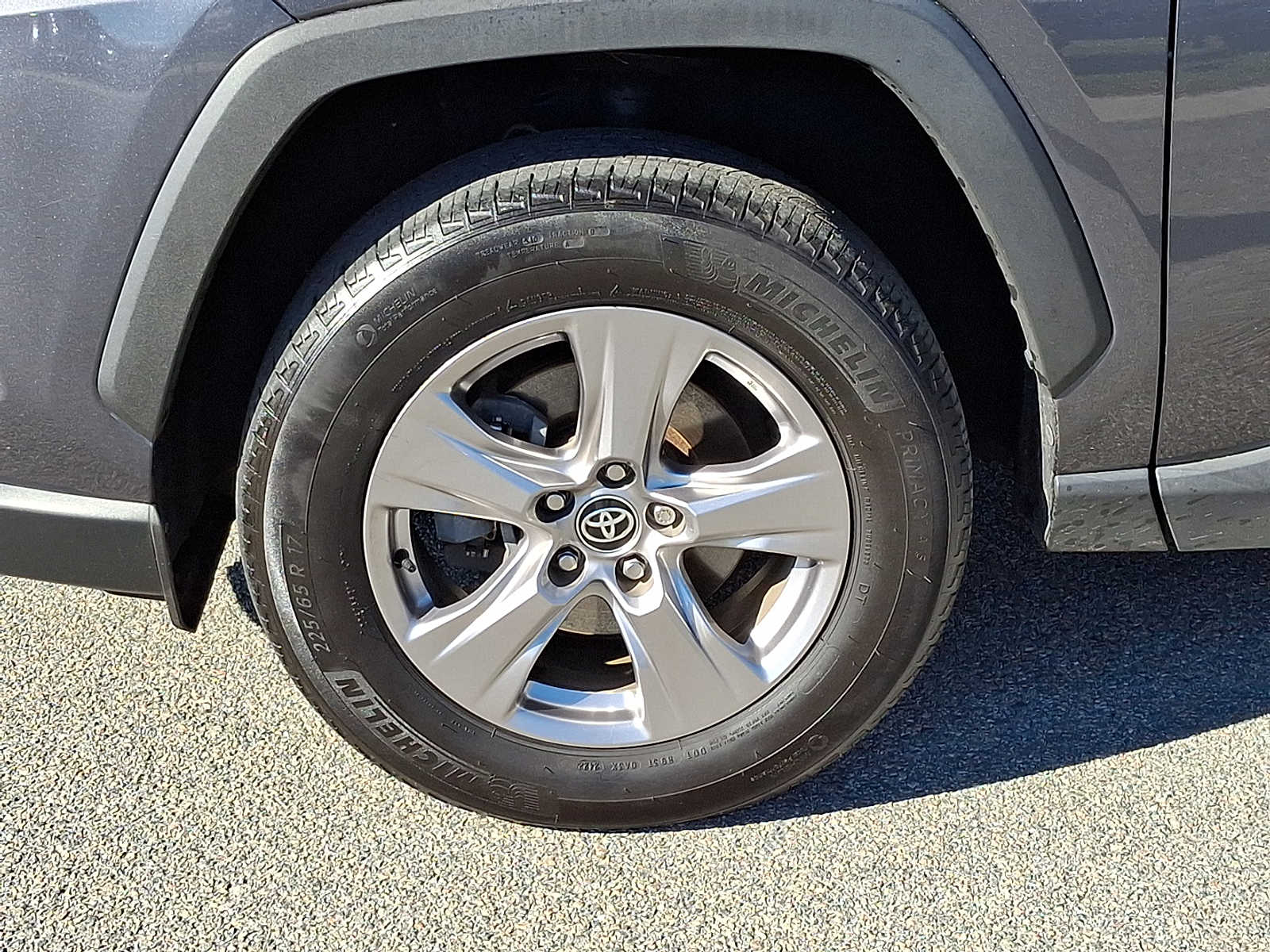 Thumbnail: 2021 Toyota RAV4 - 11