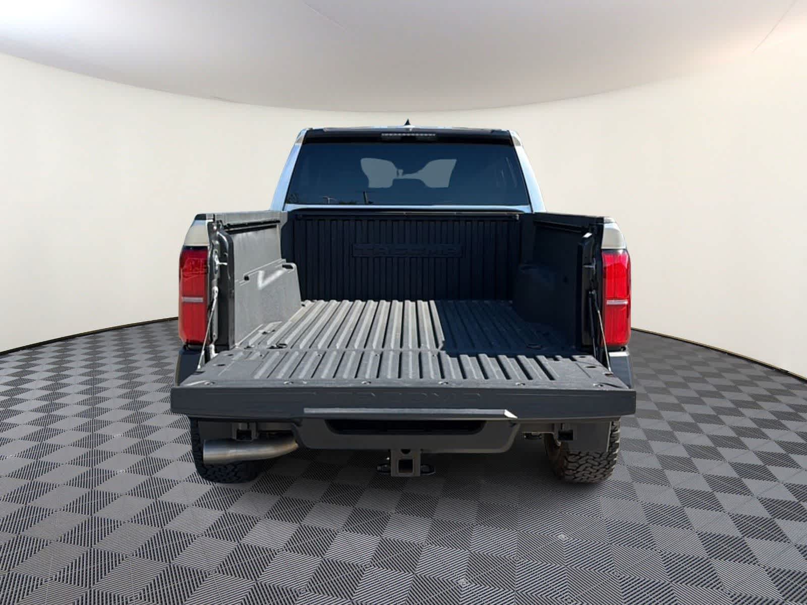 Thumbnail: 2024 Toyota Tacoma - 9