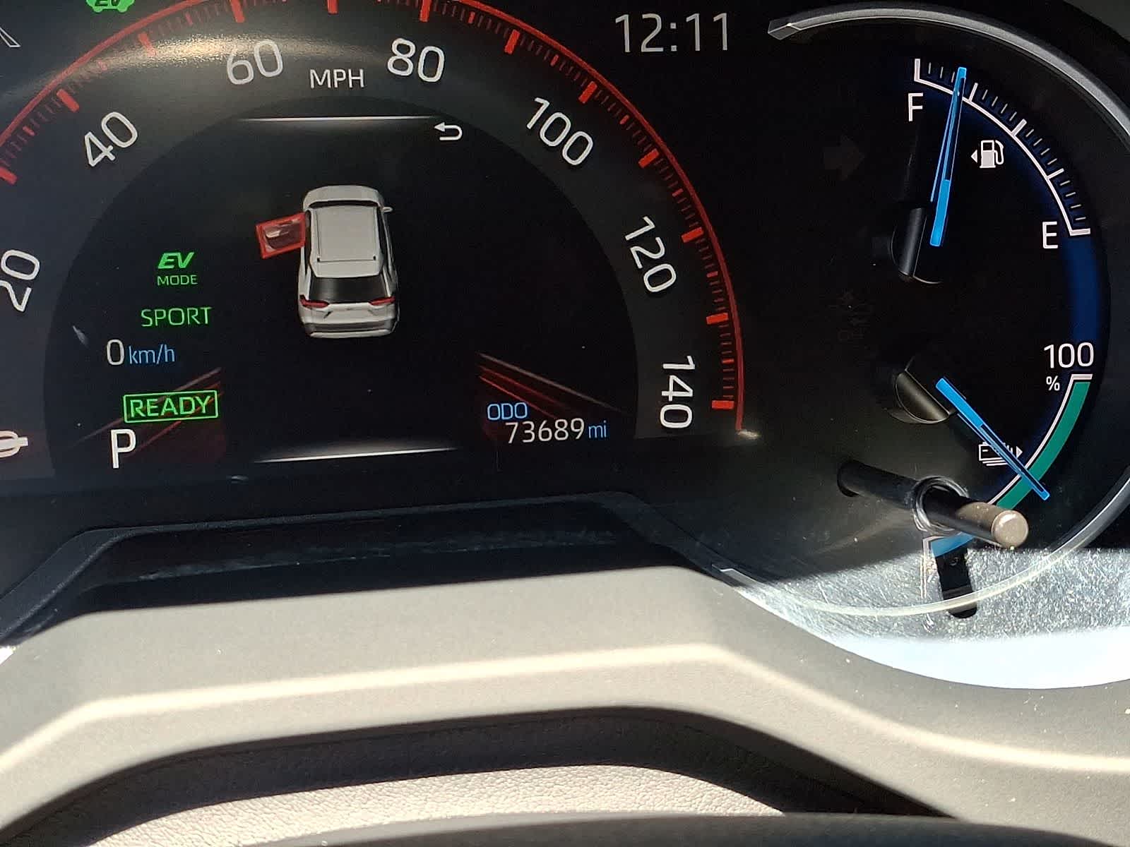 Thumbnail: 2021 Toyota RAV4 - 24