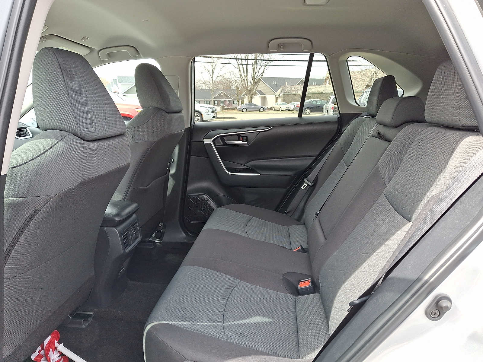 Thumbnail: 2025 Toyota RAV4 - 13