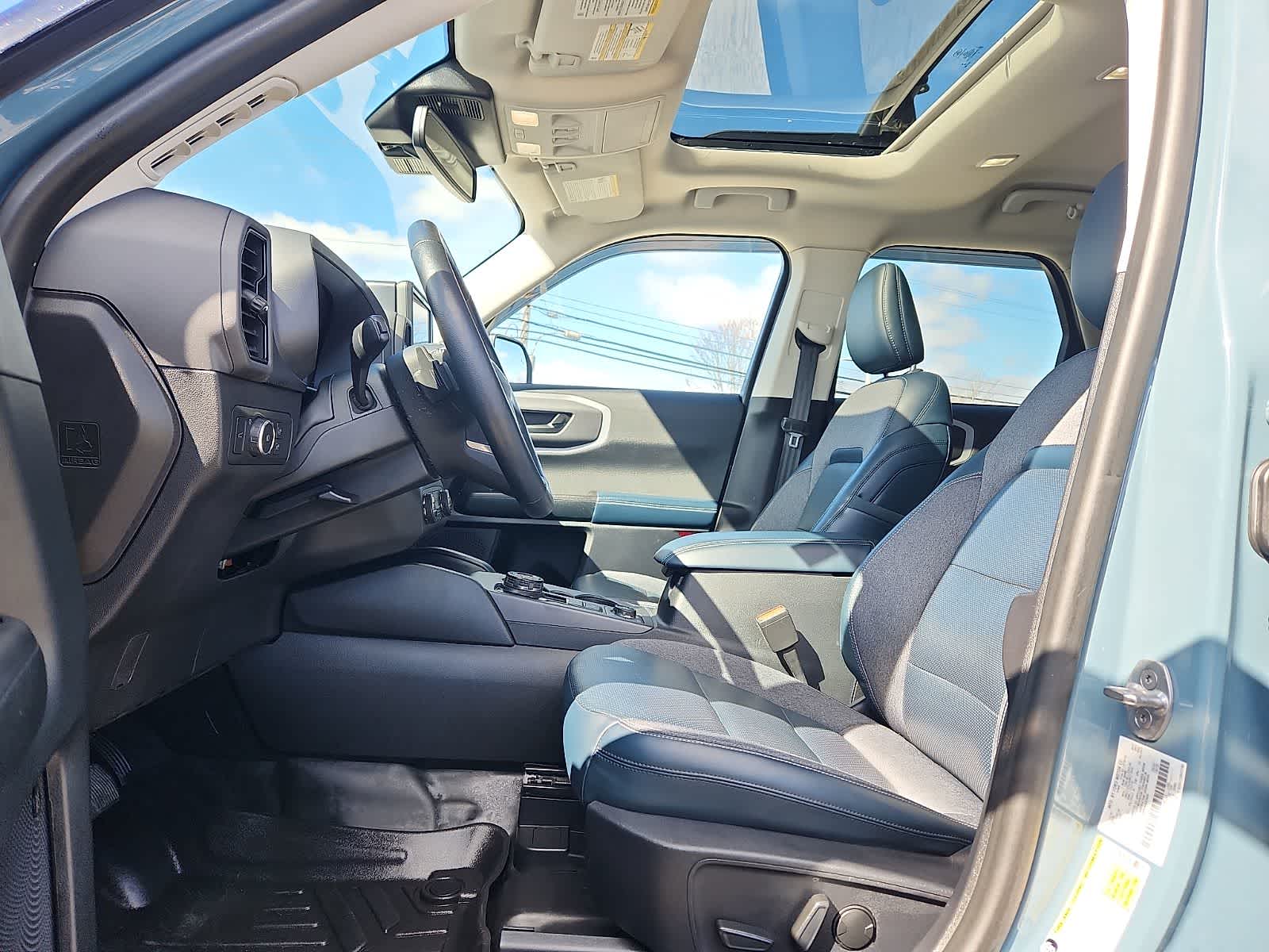 Thumbnail: 2021 Ford Bronco Sport - 14