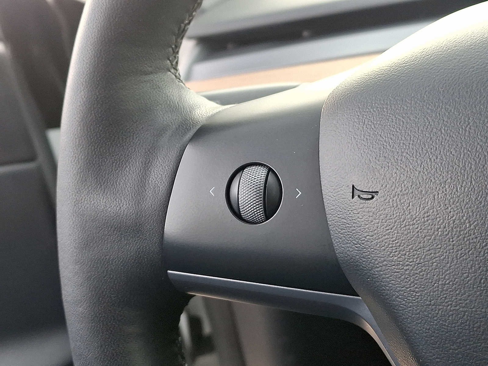 Thumbnail: 2021 Tesla Model 3 - 23