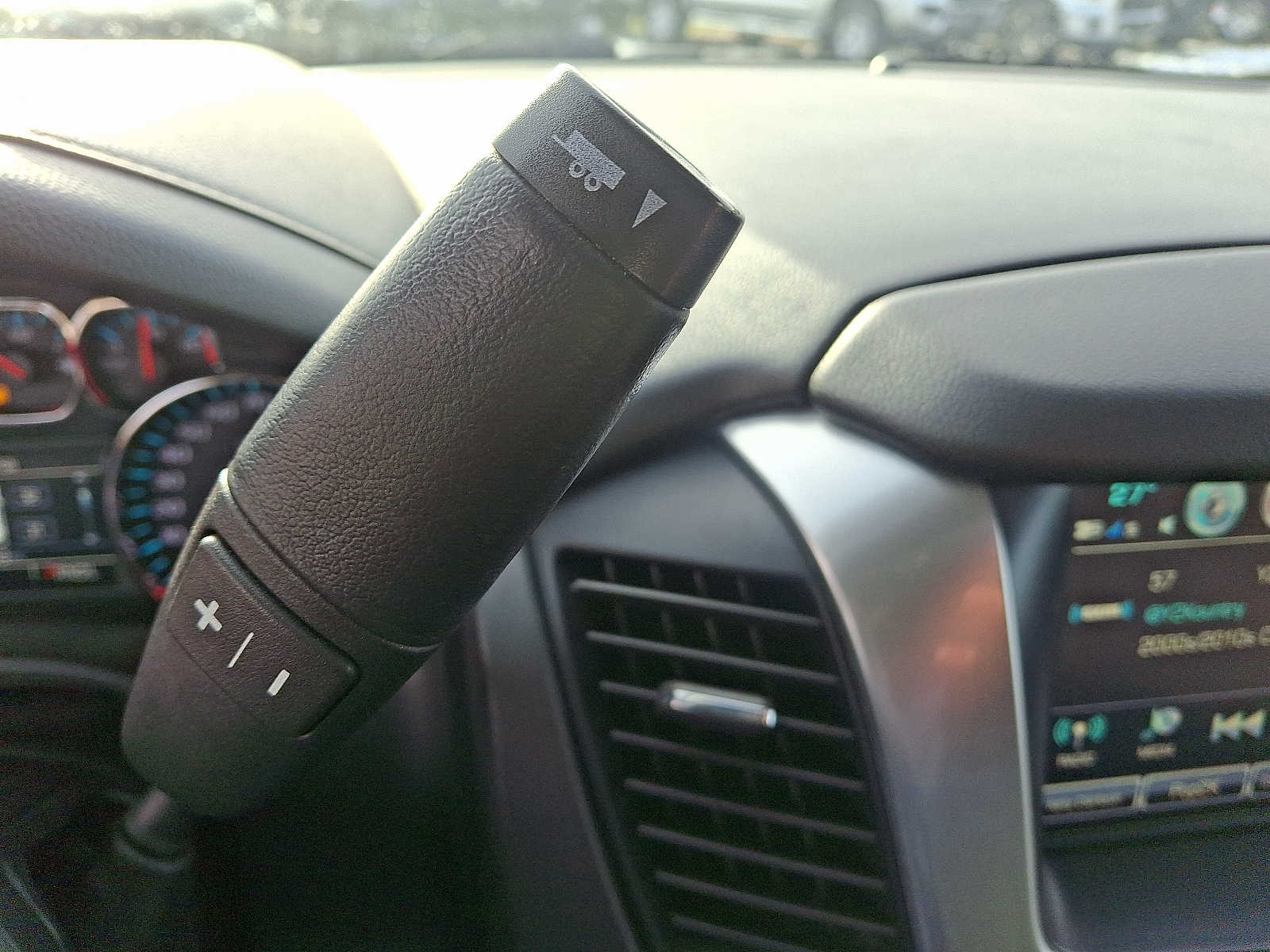 Thumbnail: 2020 Chevrolet Tahoe - 19