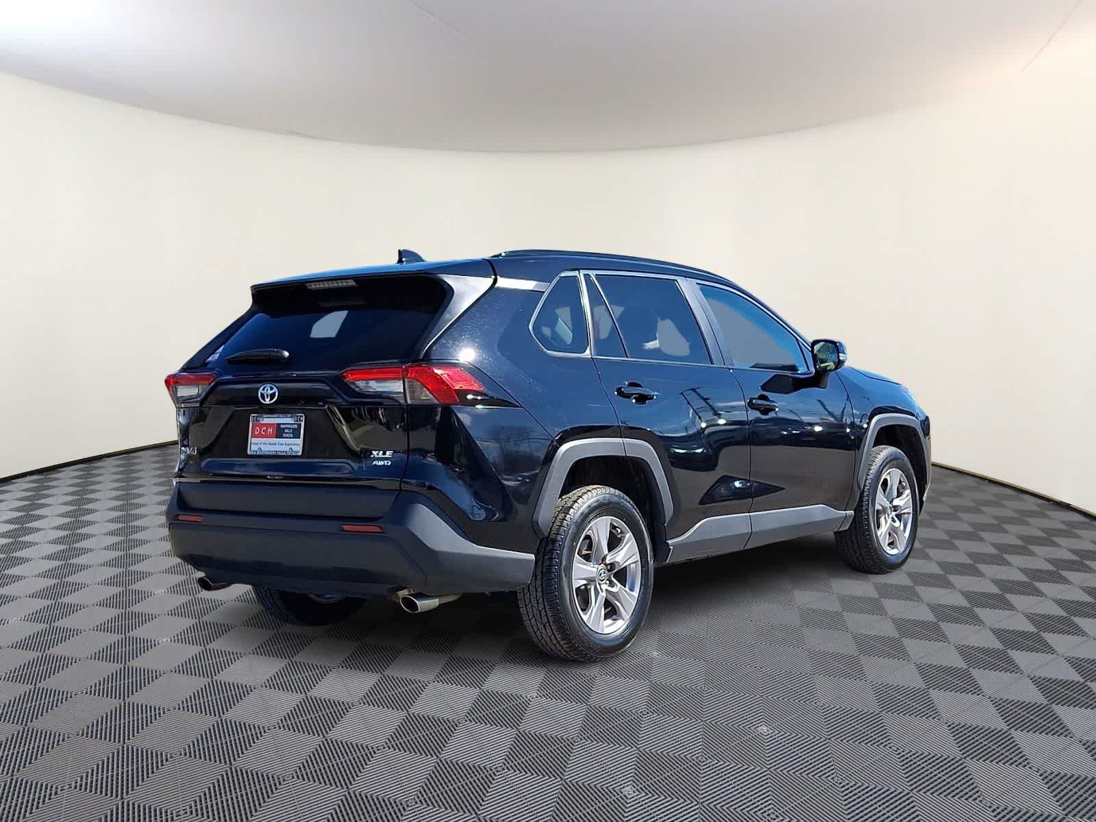 Thumbnail: 2025 Toyota RAV4 - 6