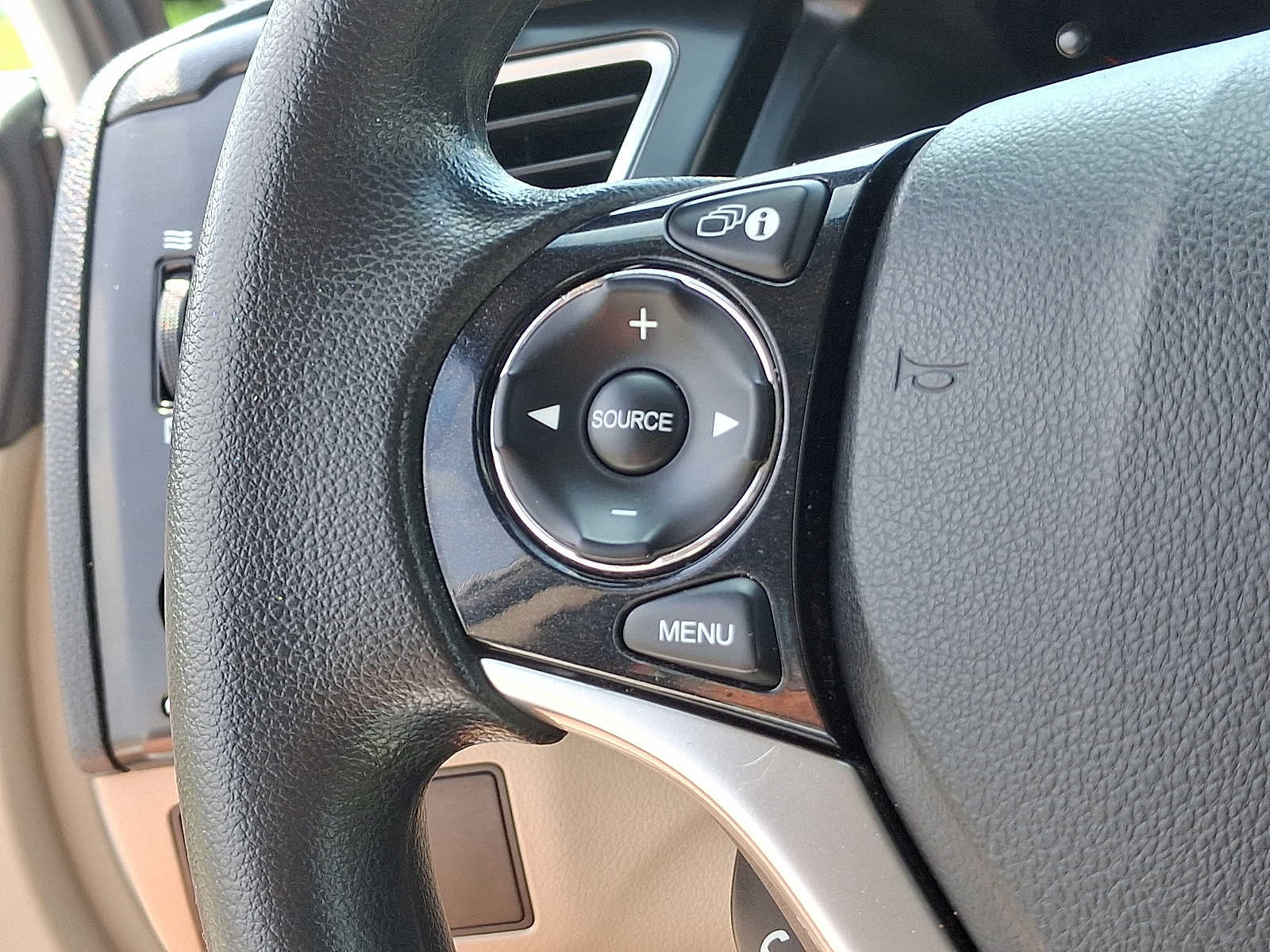 Thumbnail: 2015 Honda Civic - 18