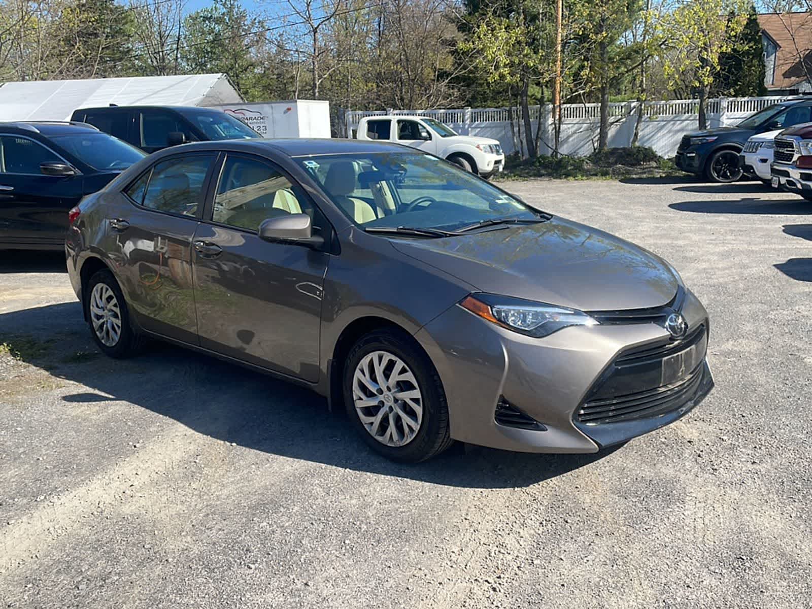 Thumbnail: 2017 Toyota Corolla - 12