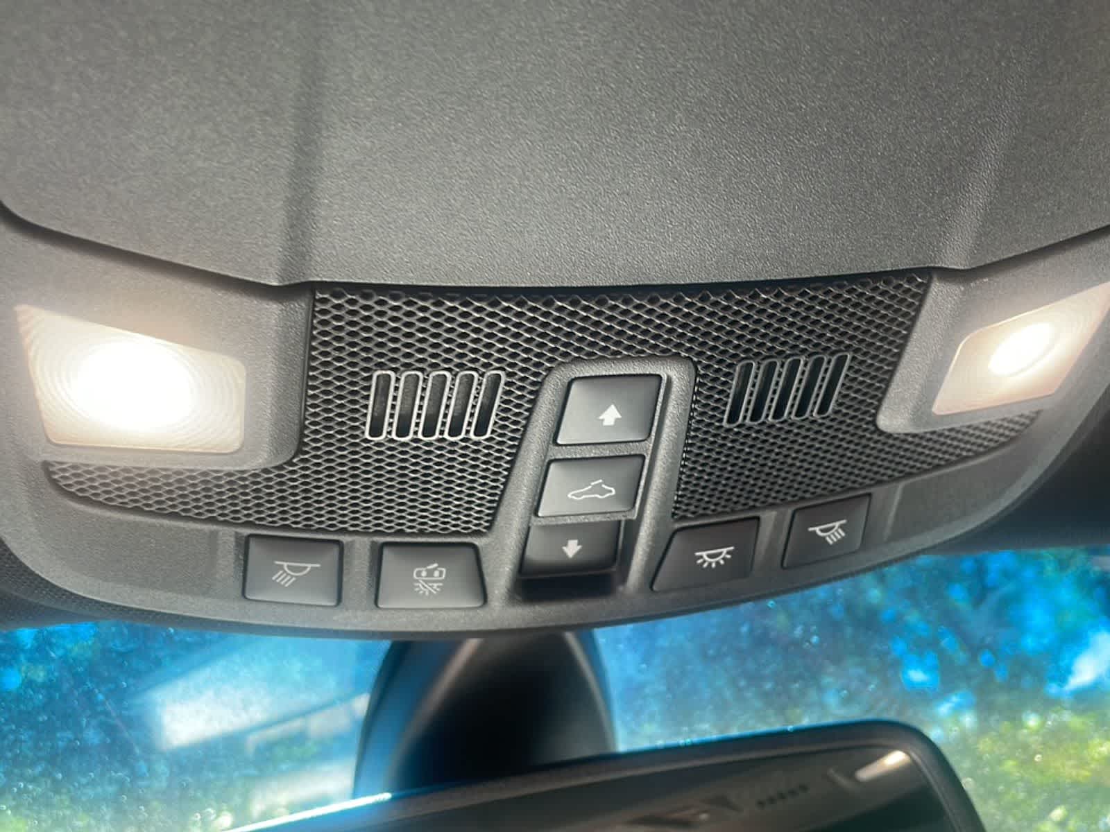 Thumbnail: 2019 Lincoln MKZ - 17