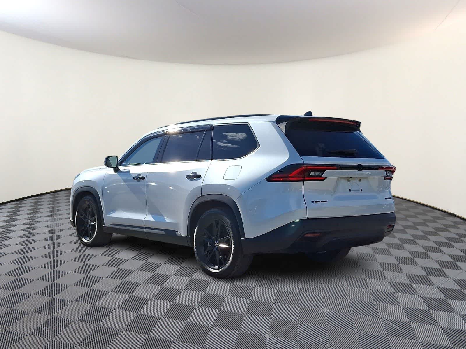 Thumbnail: 2025 Toyota Grand Highlander - 9