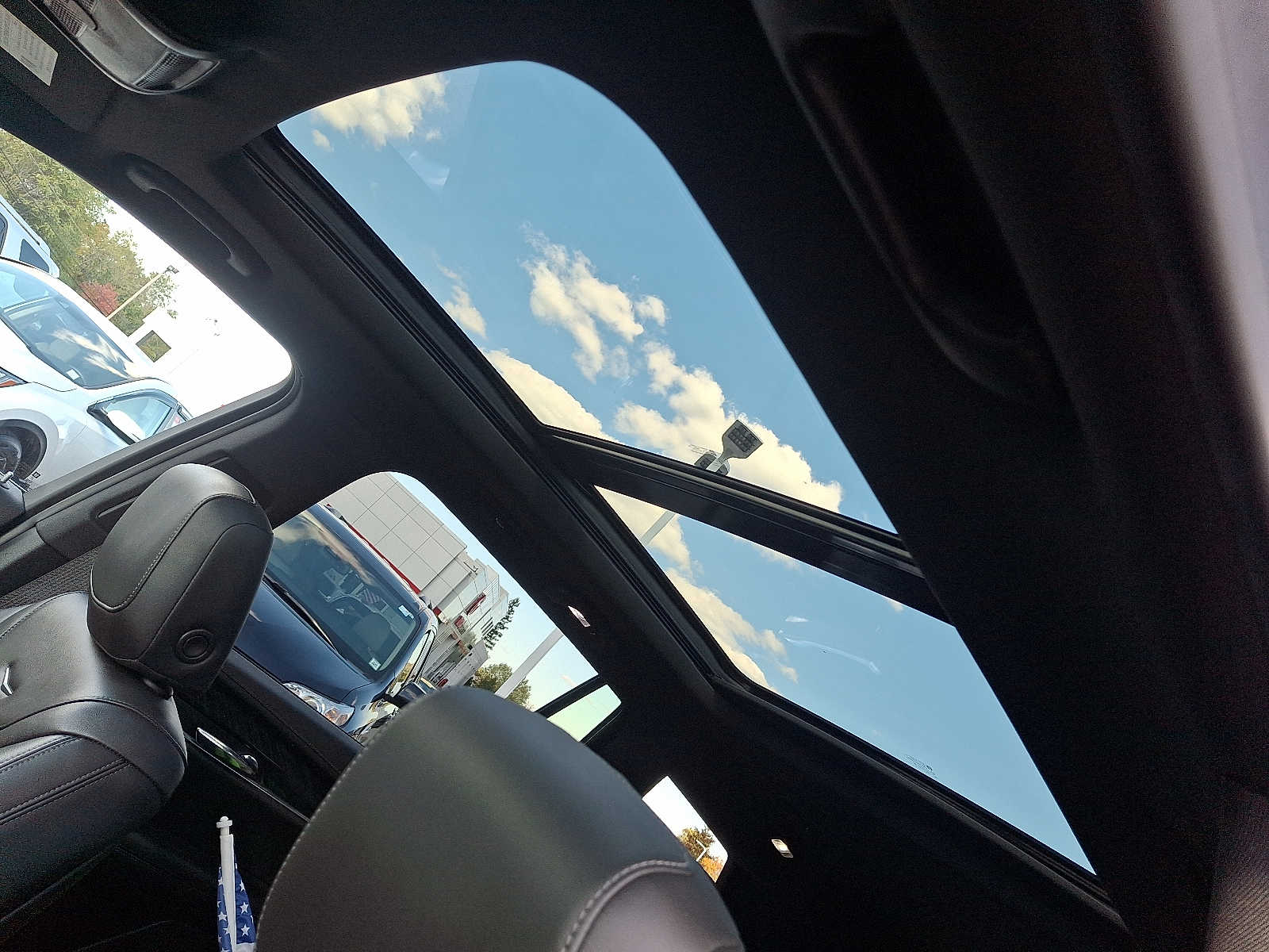 Thumbnail: 2020 Cadillac XT6 - 17