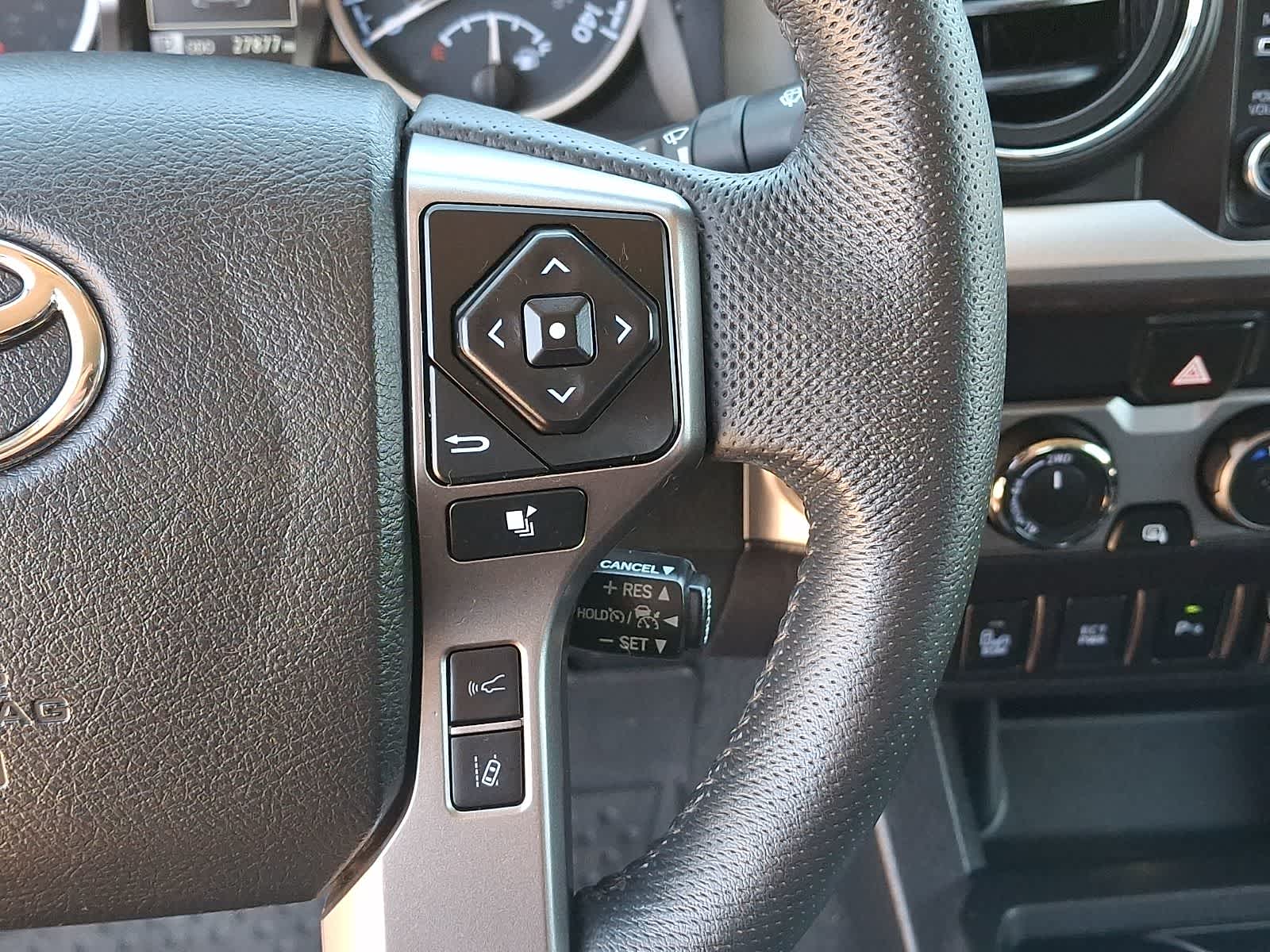Thumbnail: 2023 Toyota Tacoma - 25