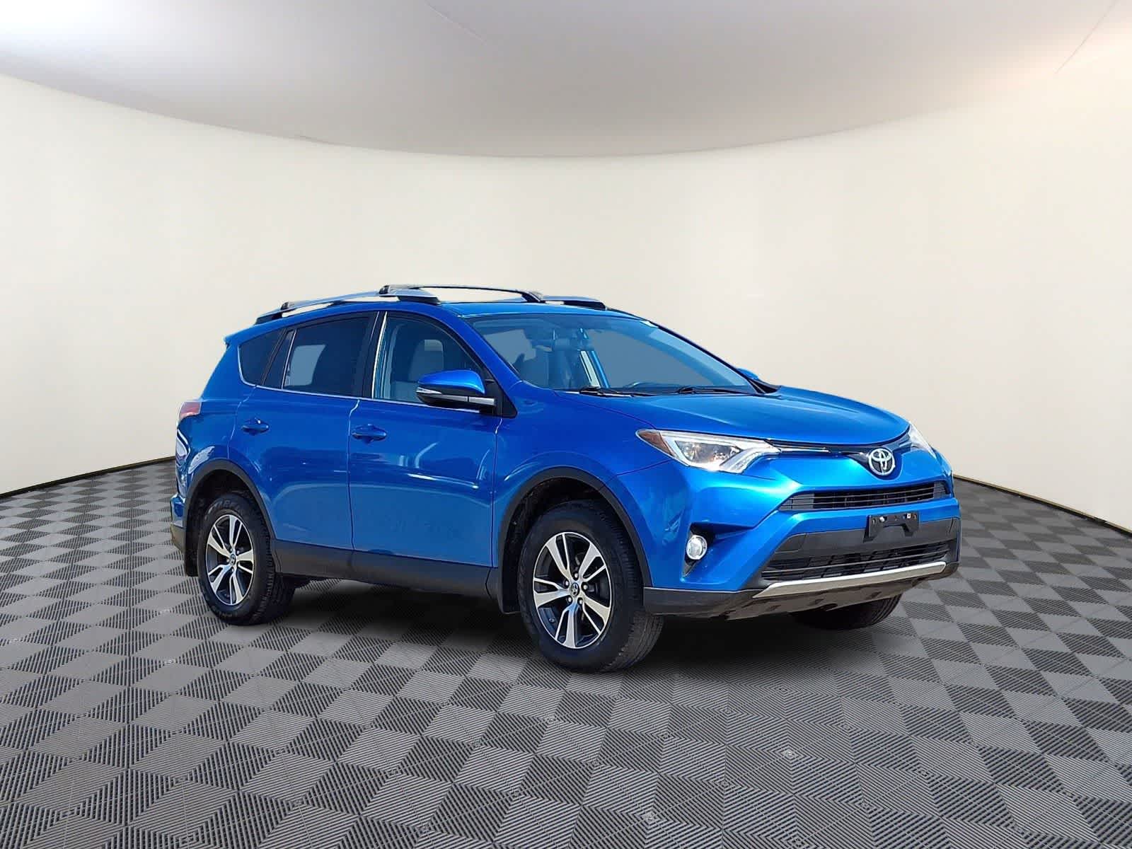 Thumbnail: 2016 Toyota RAV4 - 5