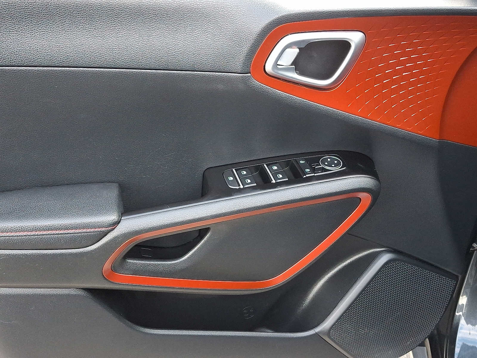 Thumbnail: 2023 Kia Soul - 13