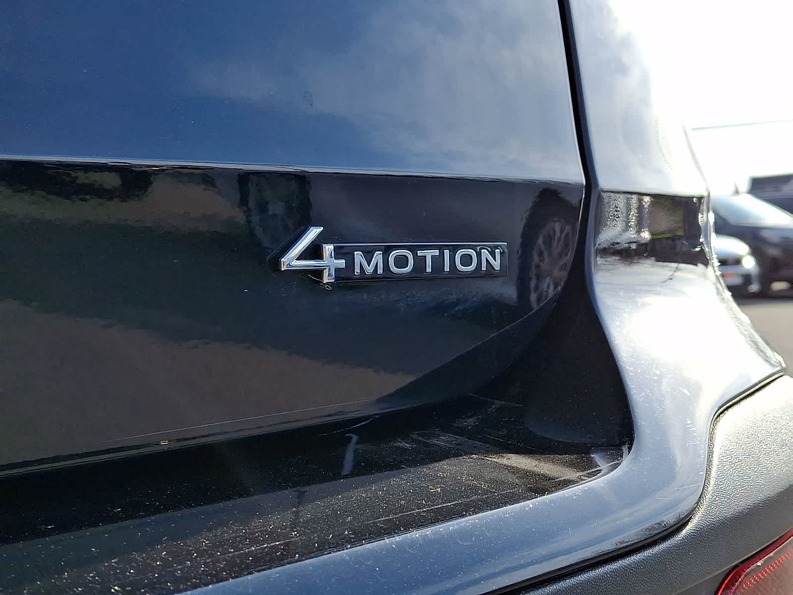 Thumbnail: 2025 Volkswagen Taos - 32