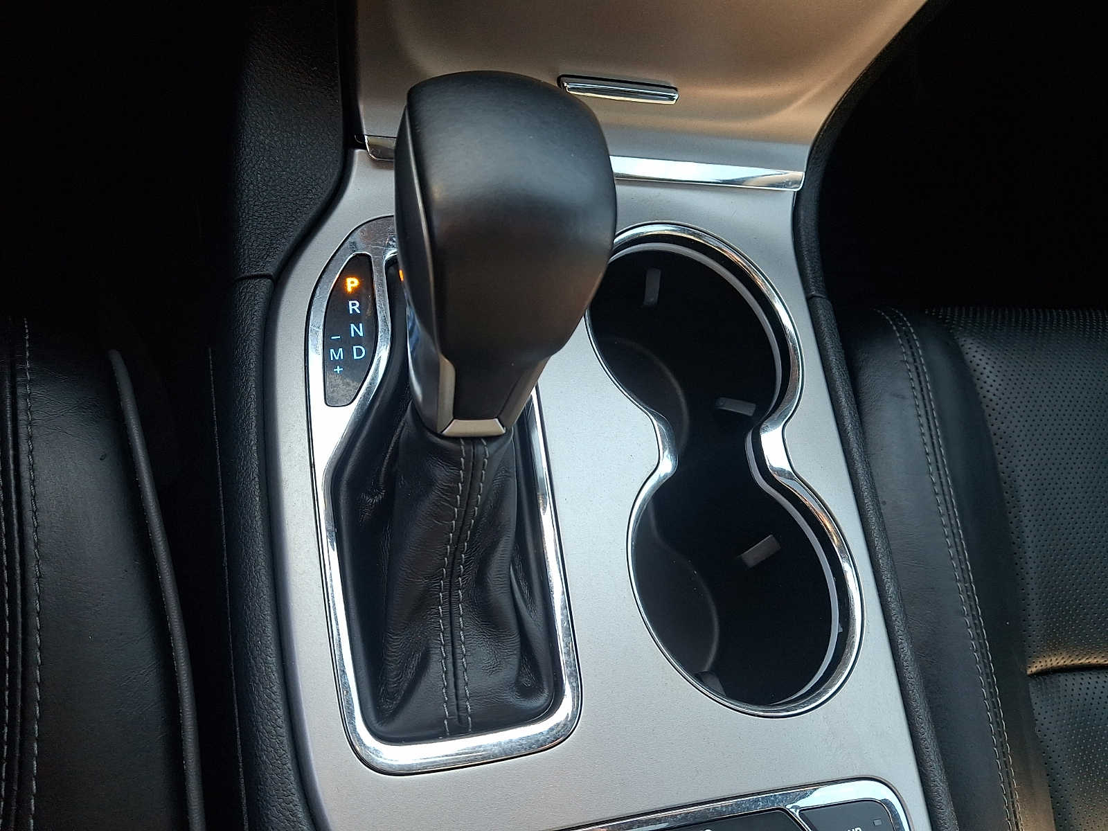 Thumbnail: 2019 Jeep Grand Cherokee - 17