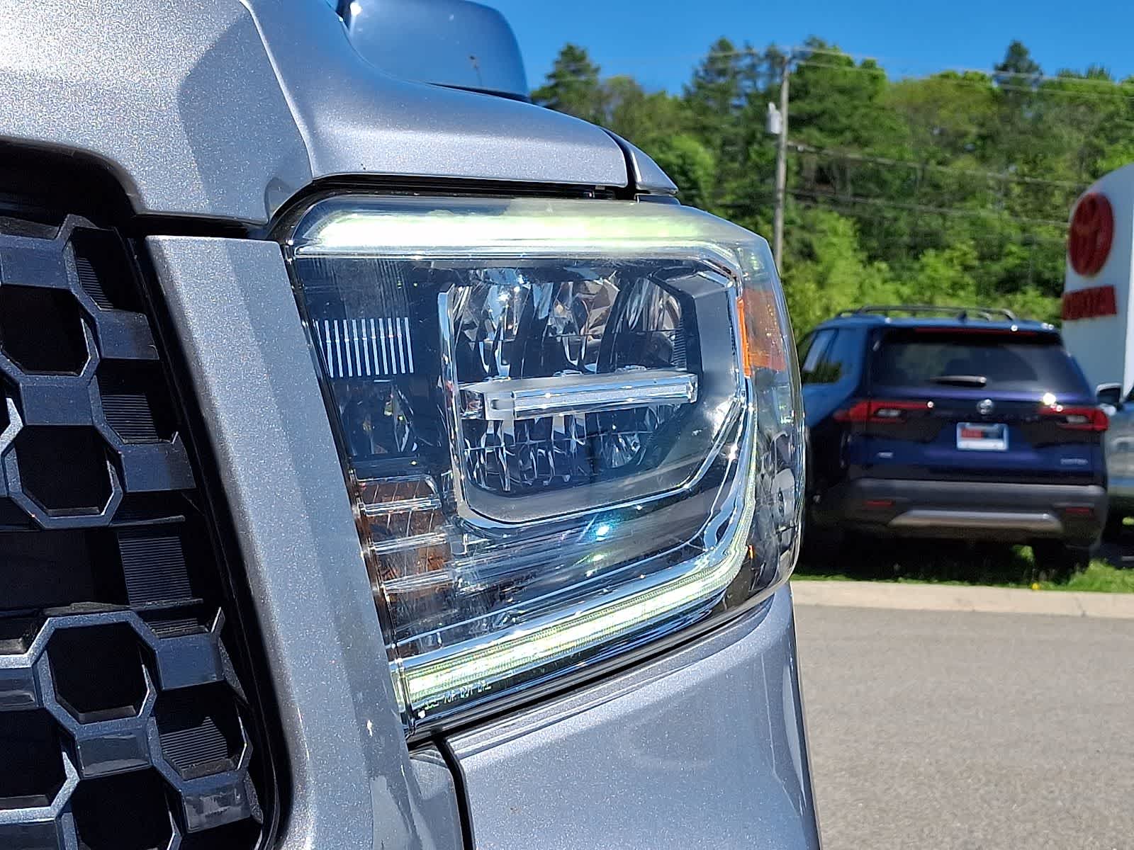 Thumbnail: 2019 Toyota Tundra - 12