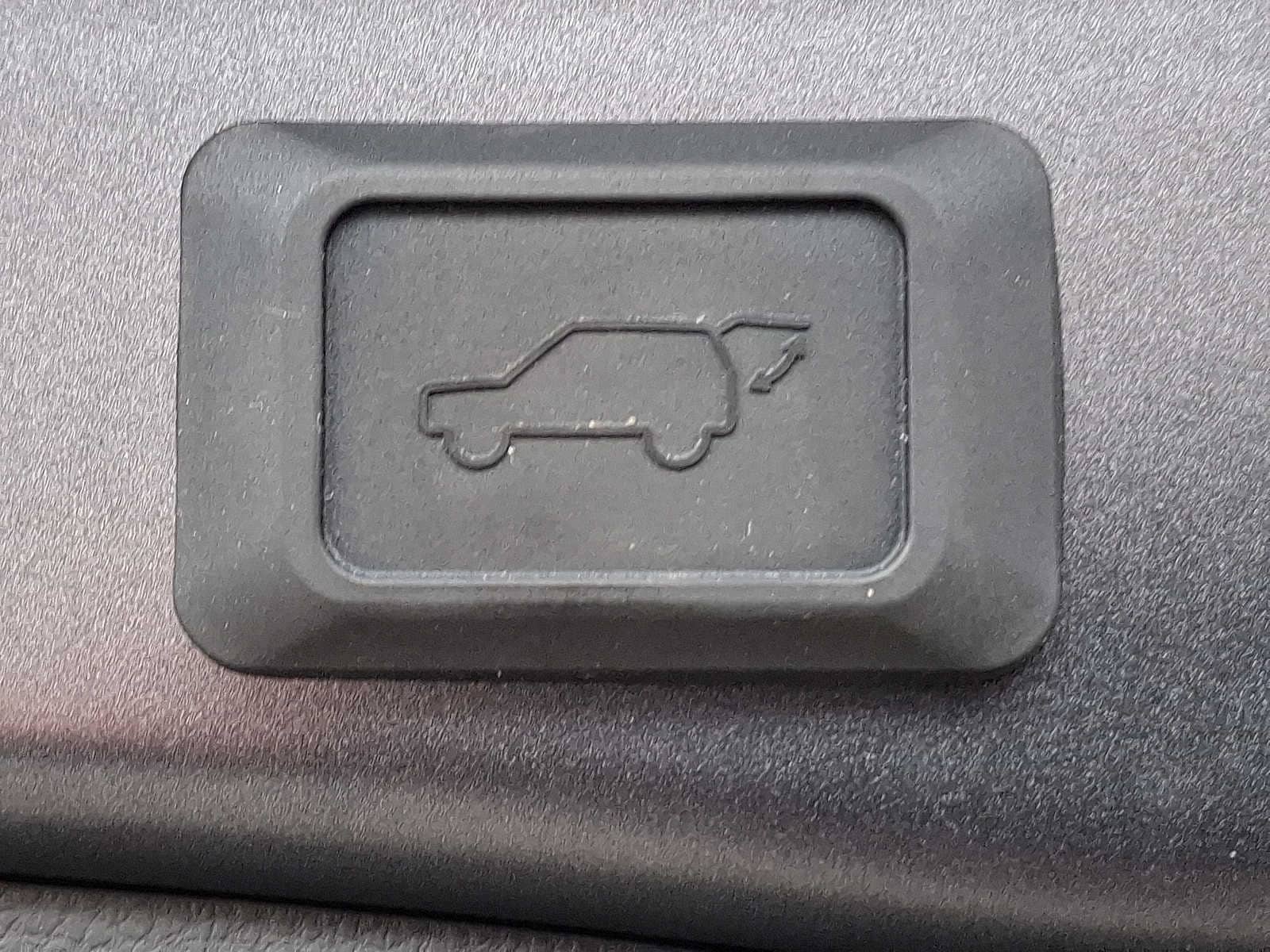 Thumbnail: 2024 Toyota RAV4 - 31