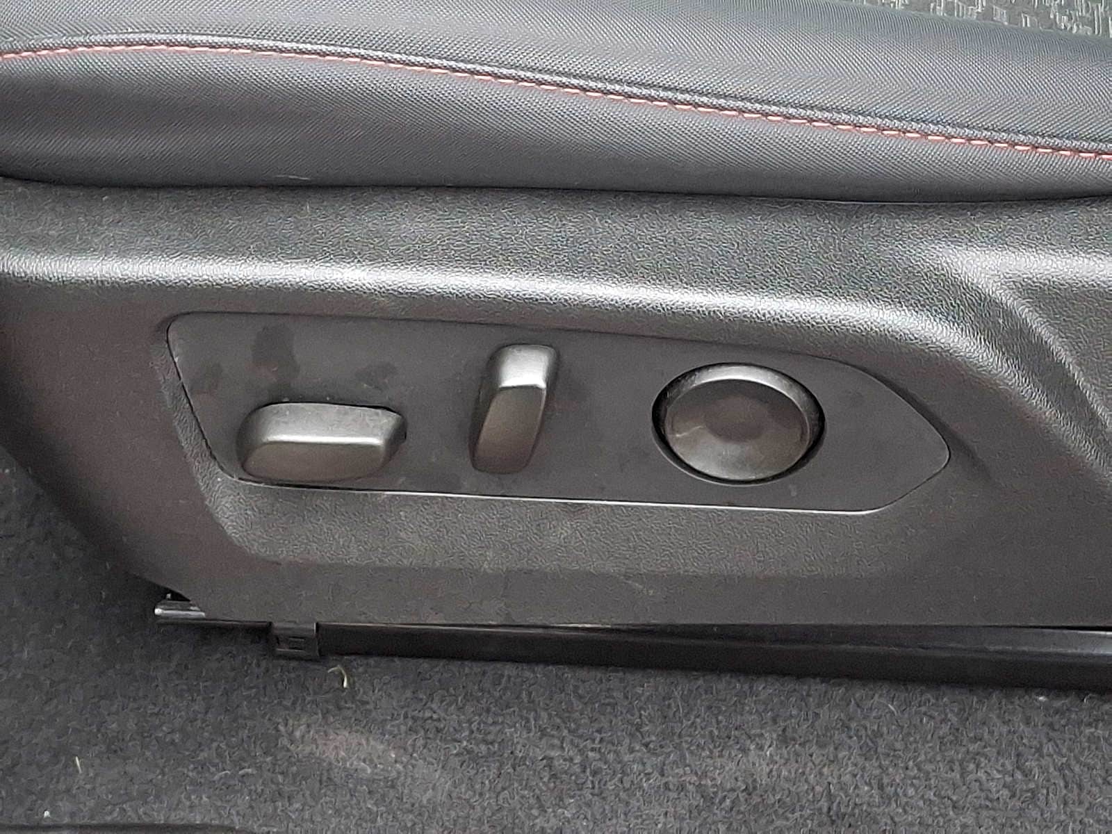 Thumbnail: 2024 Chevrolet Colorado - 48