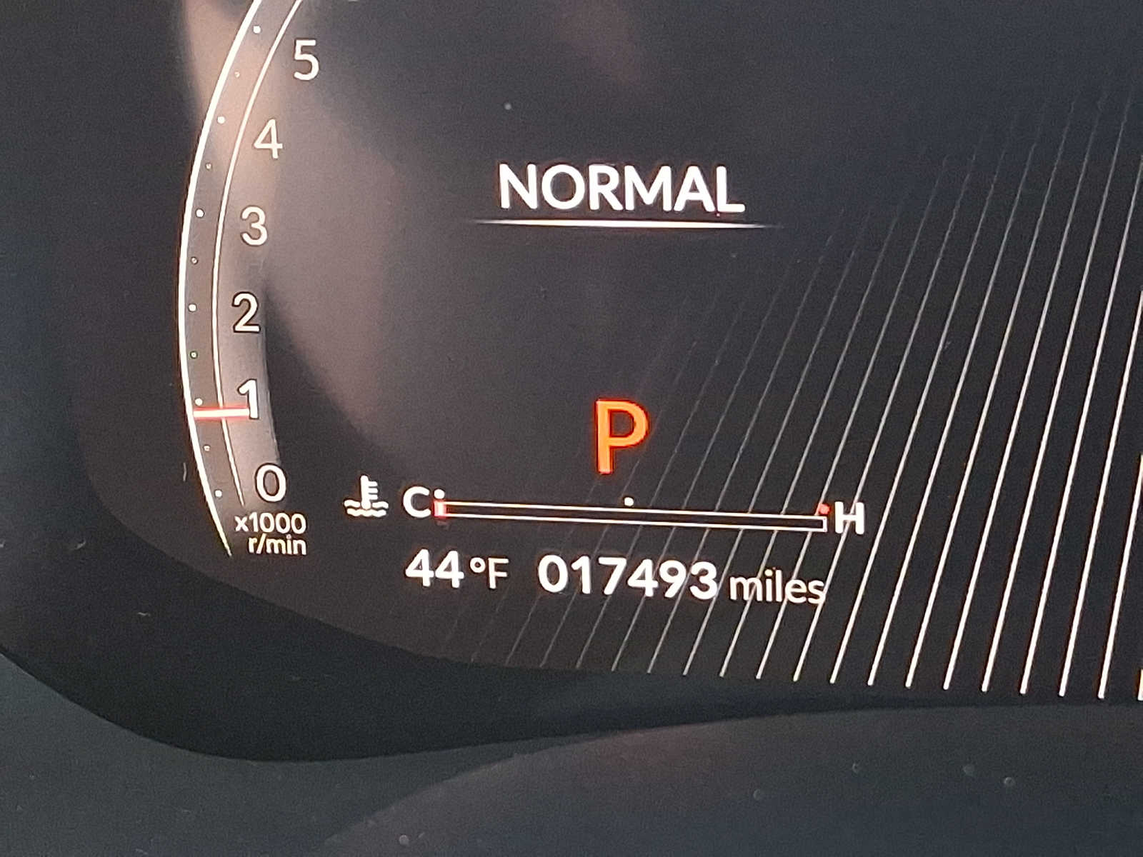 Thumbnail: 2025 Acura TLX - 22