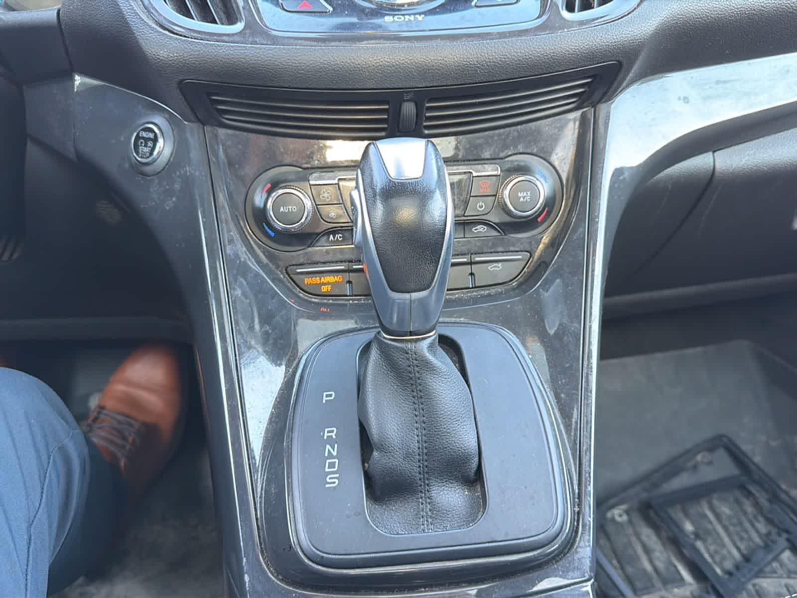 Thumbnail: 2015 Ford Escape - 13