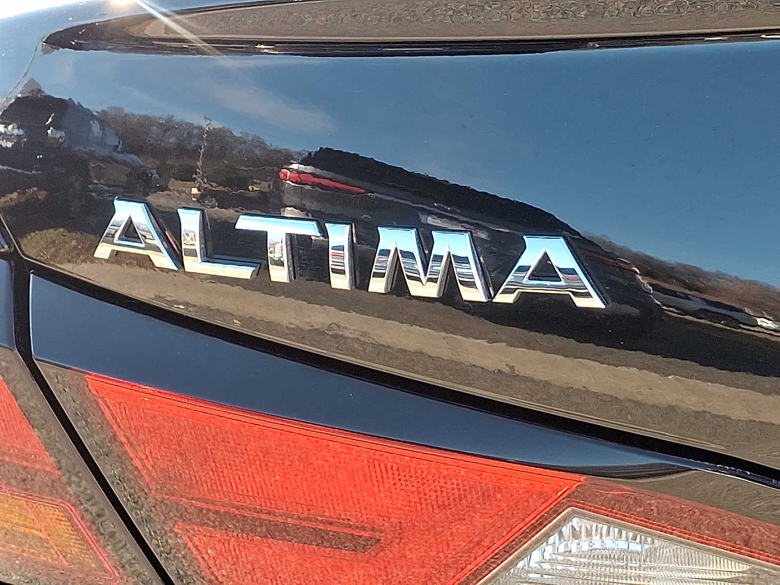 Thumbnail: 2020 Nissan Altima - 25