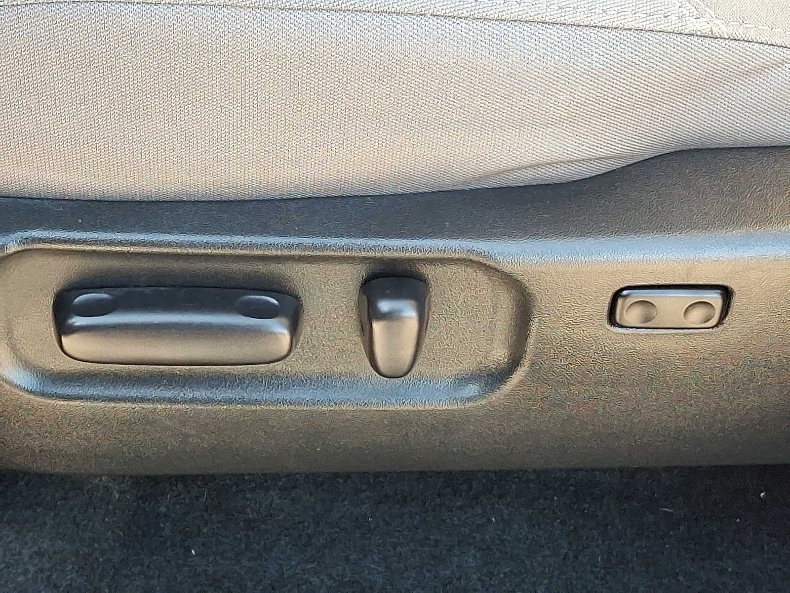 Thumbnail: 2023 Toyota Tacoma - 29