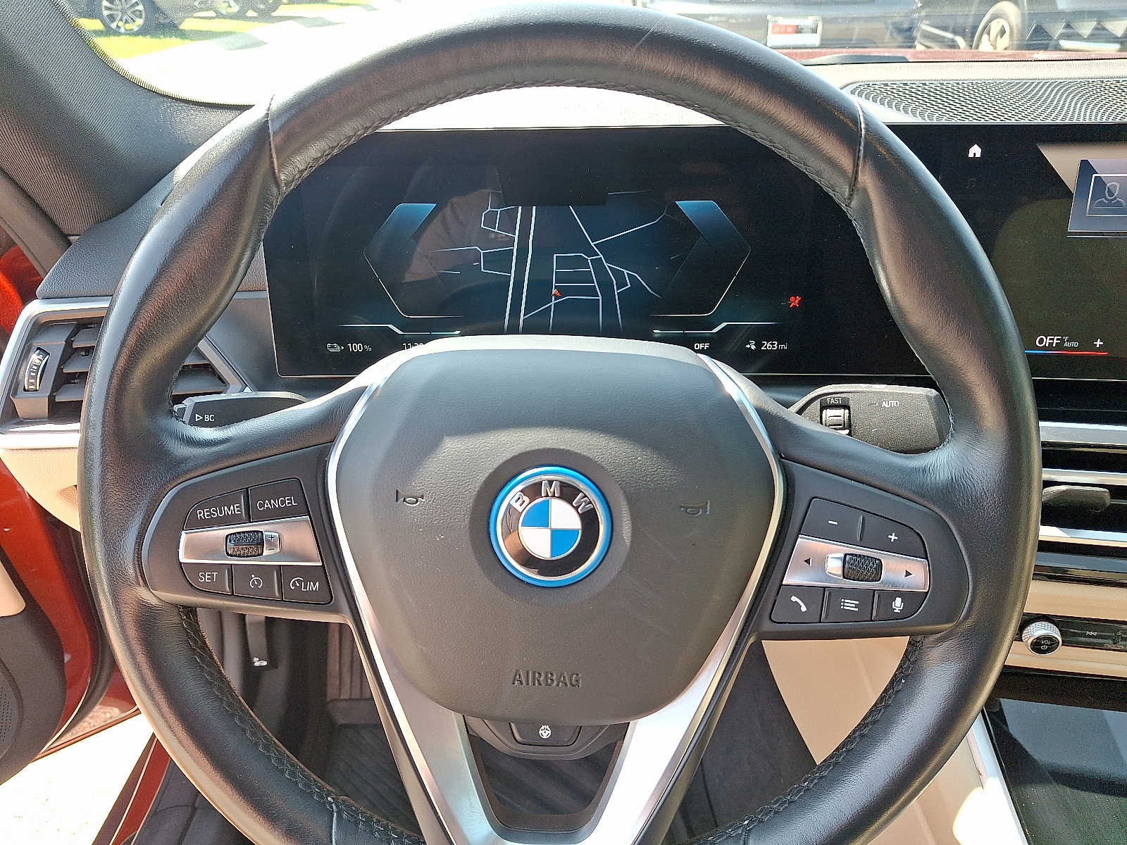 Thumbnail: 2023 BMW i4 - 21