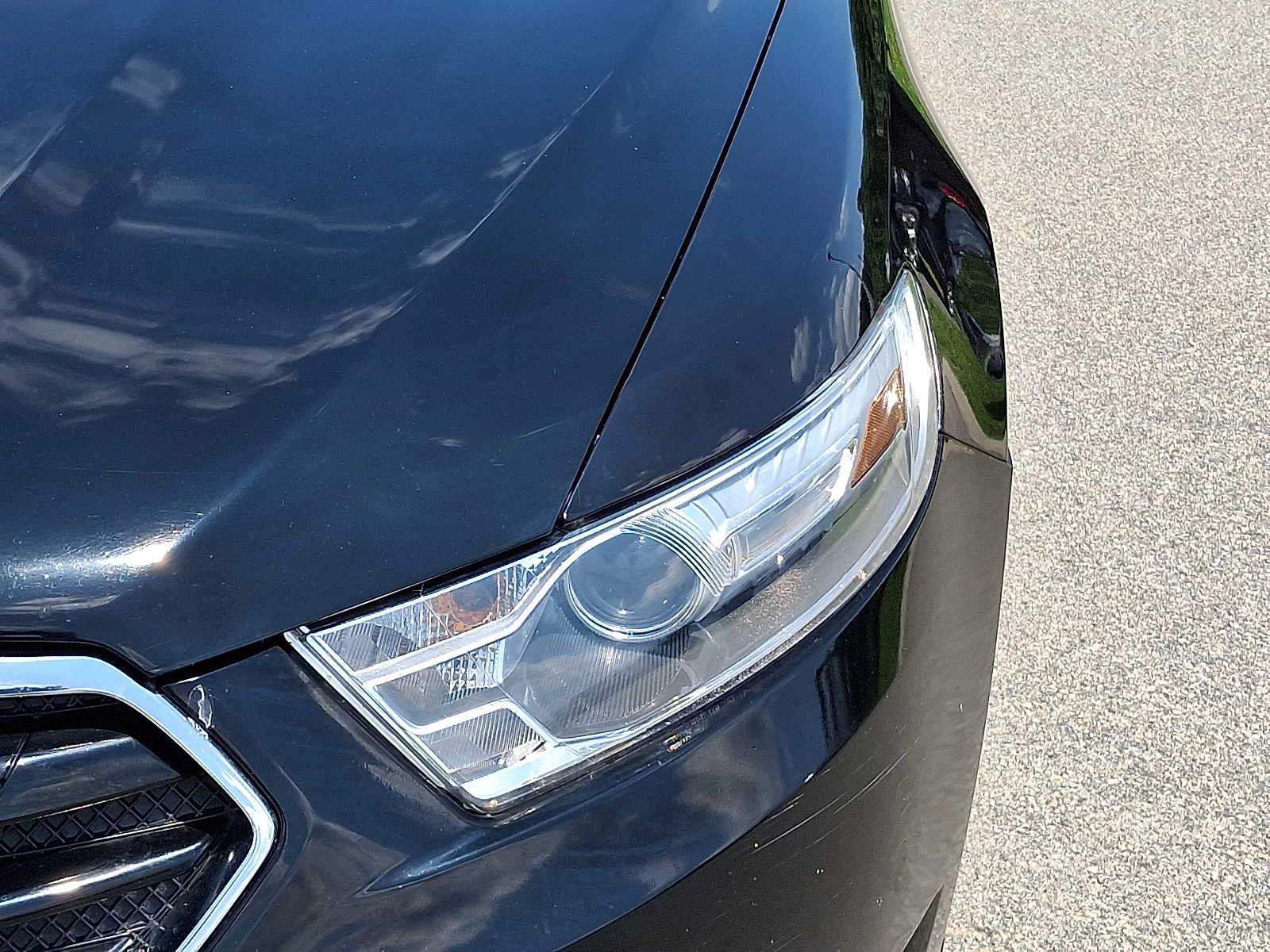 Thumbnail: 2016 Ford Taurus - 10